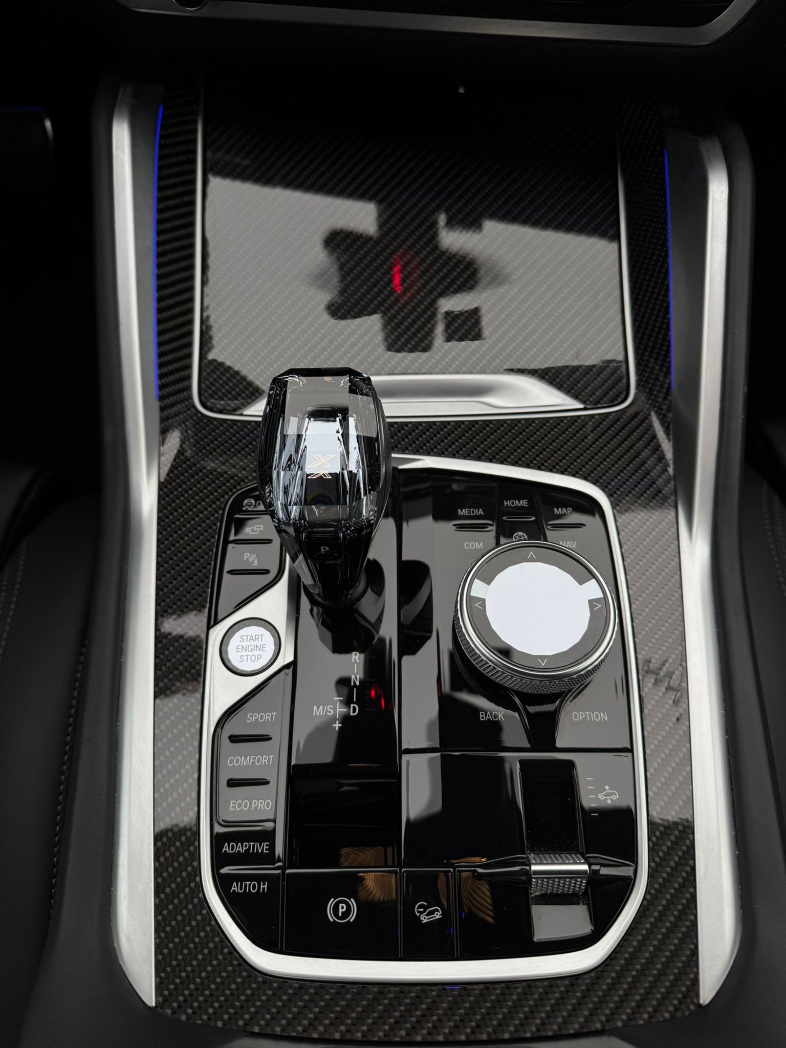 BMW X6 xDrive 48V 40i Steptronic-image-12