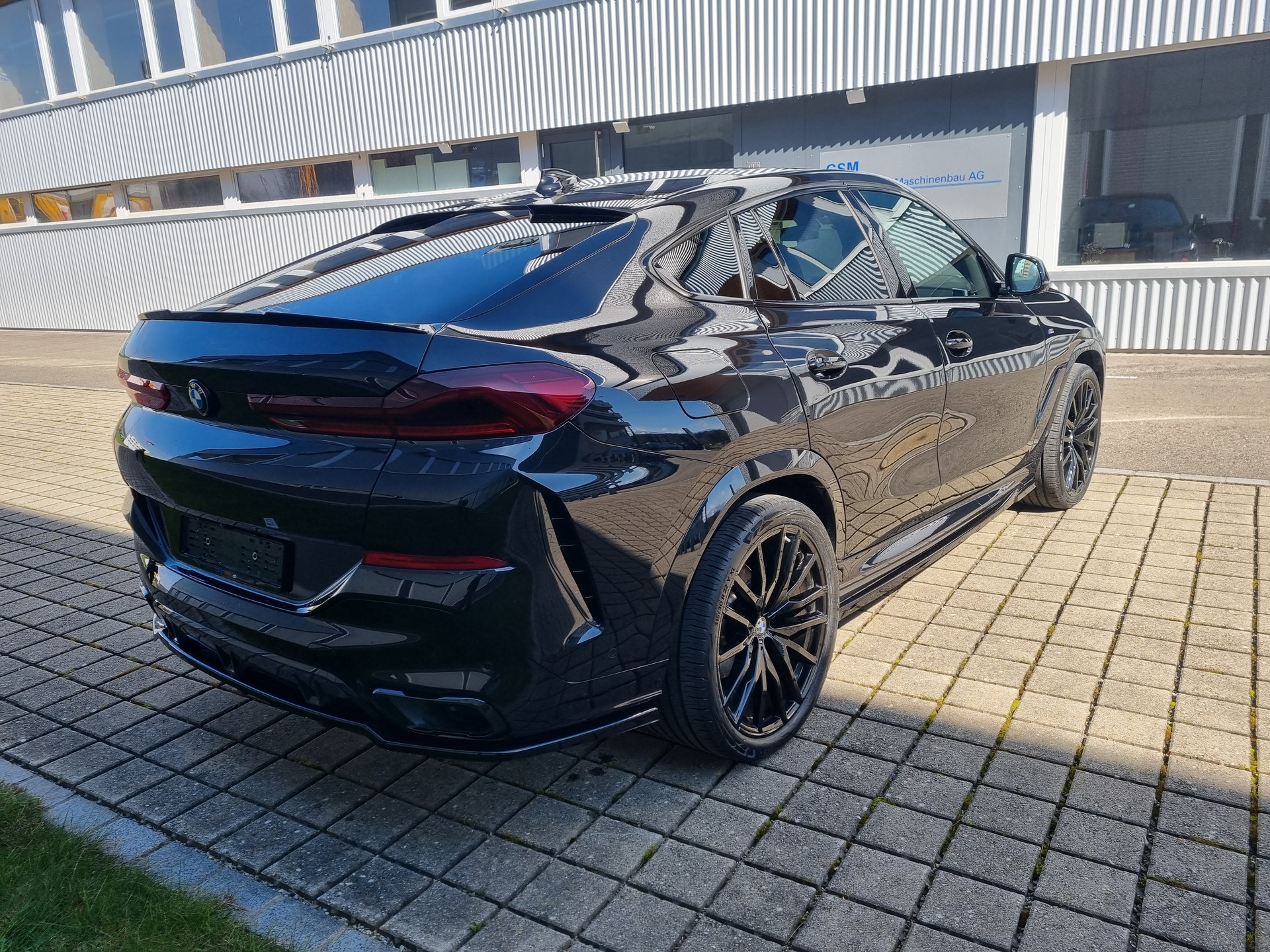 BMW X6 xDrive 48V 40i Steptronic-image-1