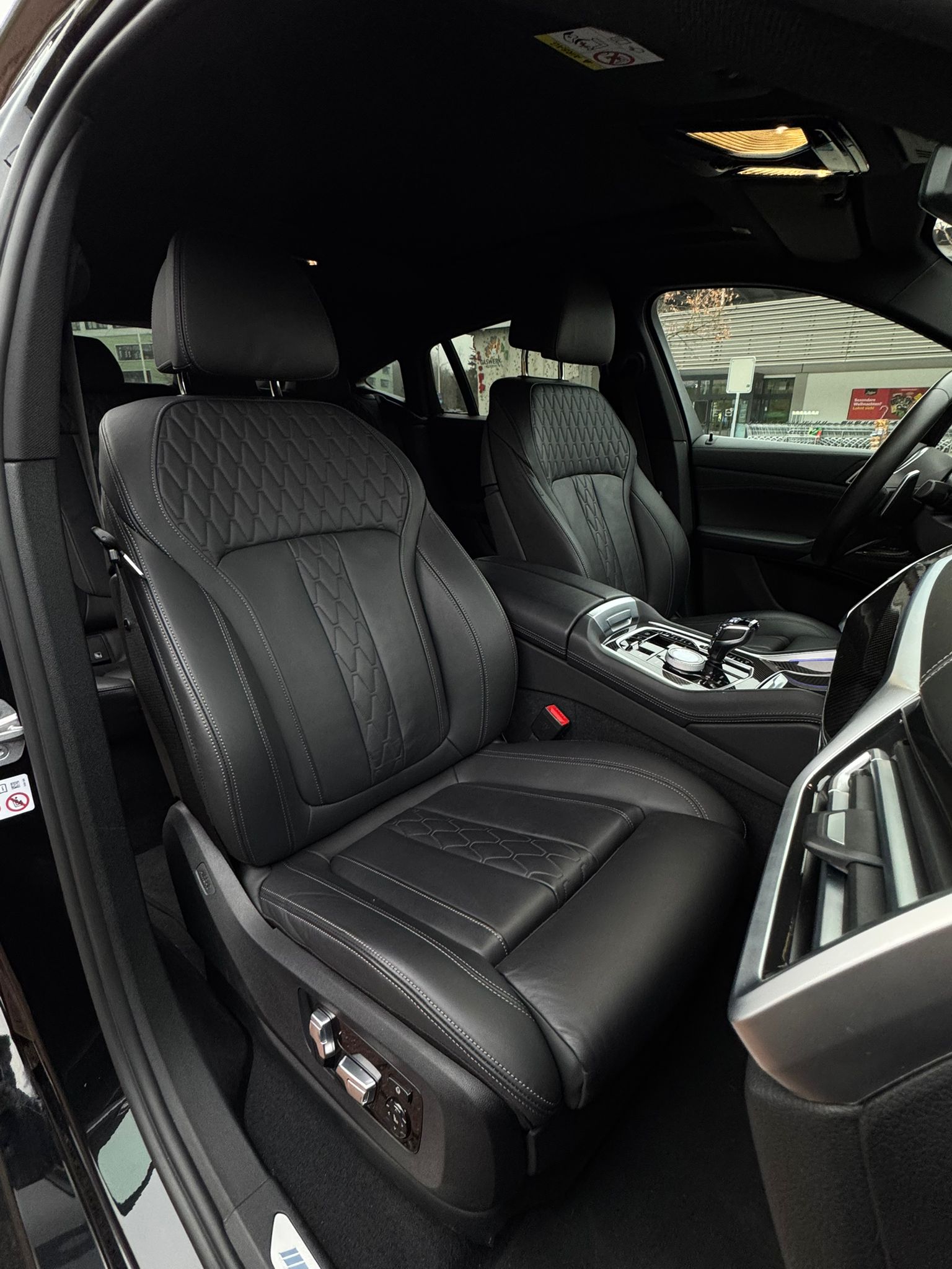 BMW X6 xDrive 48V 40i Steptronic-image-11