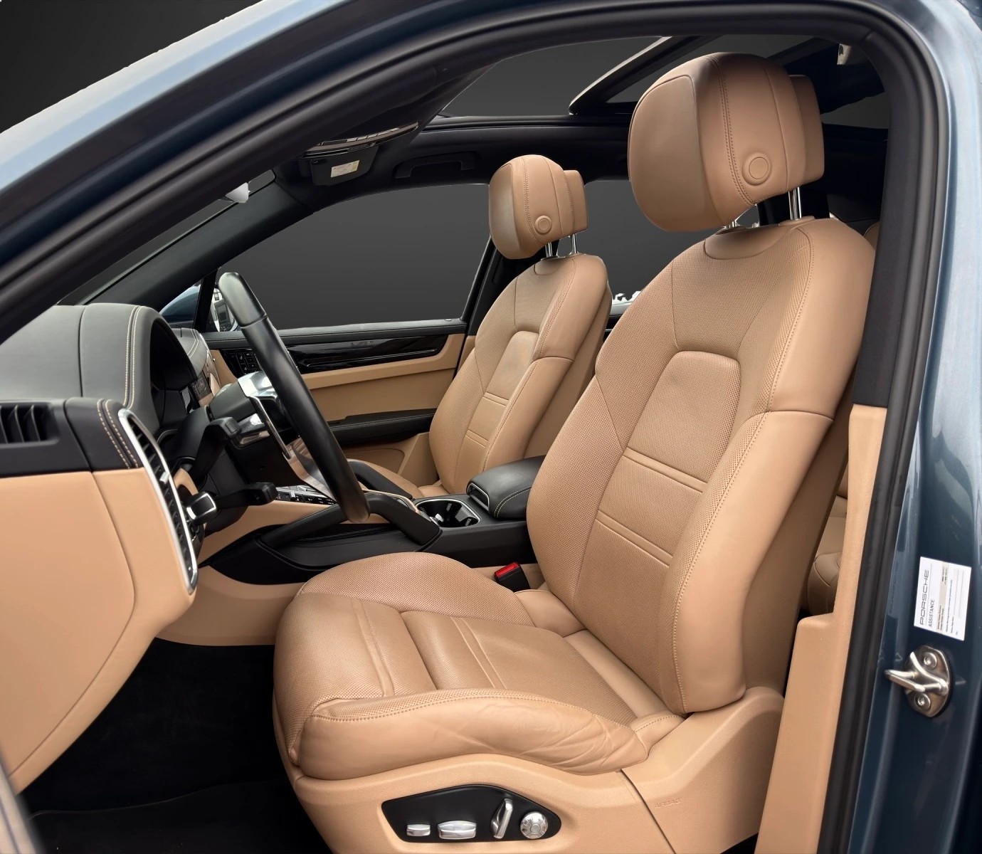 PORSCHE Cayenne-image-6