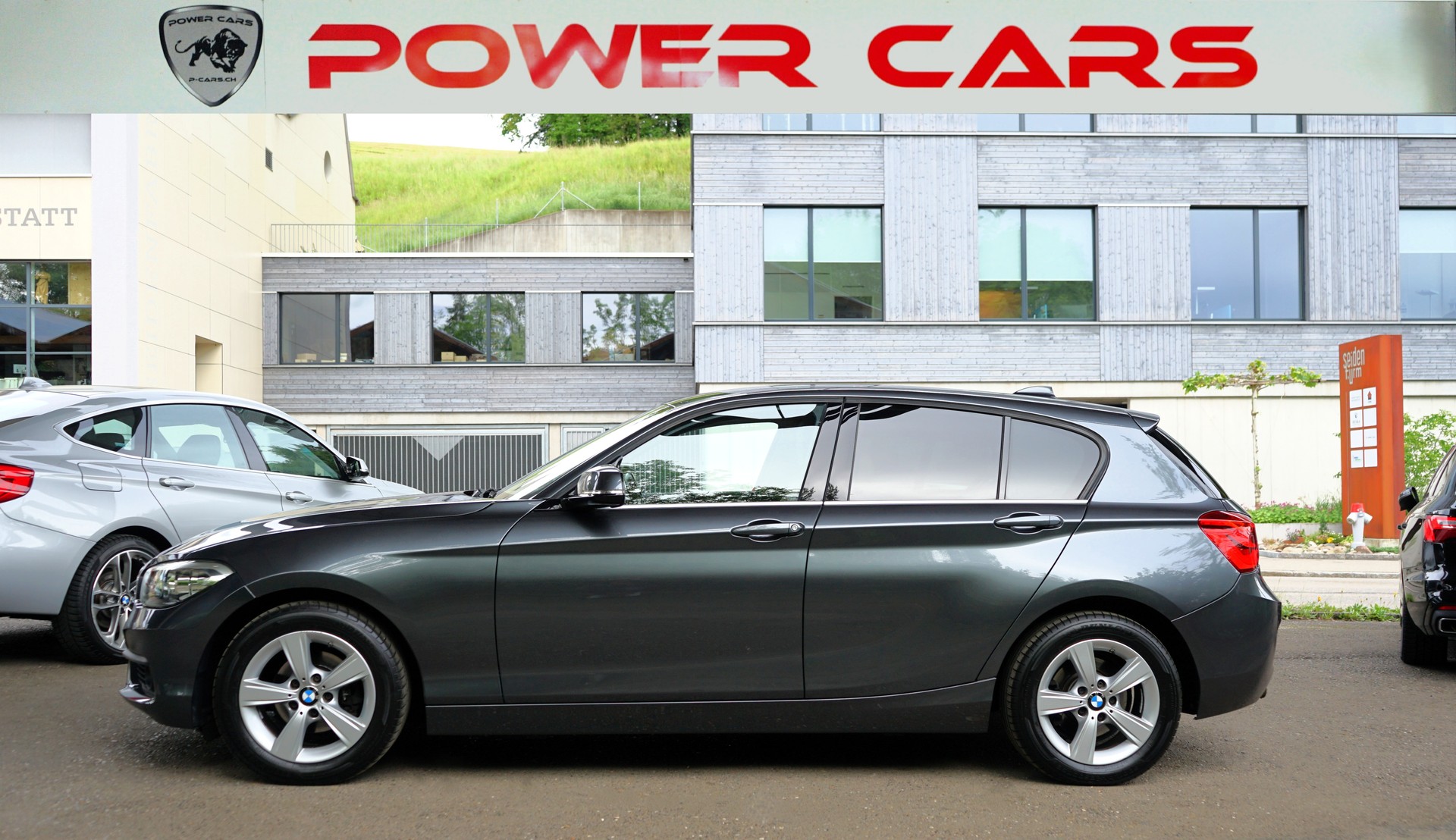 BMW 118i Sport Line Steptronic-showroom-element-2