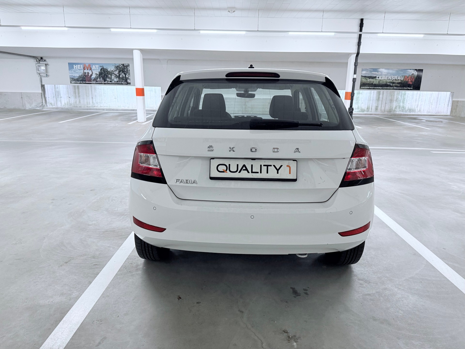 SKODA Fabia 1.0 MPI Ambition-image-7