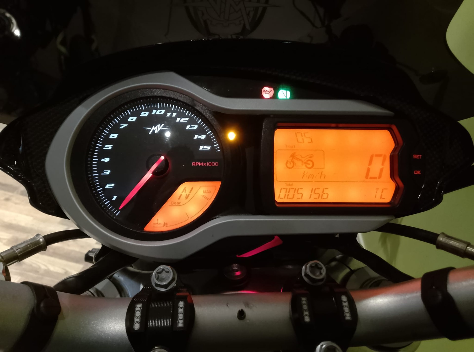 MV AGUSTA B4 Brutale 990 R-image-1