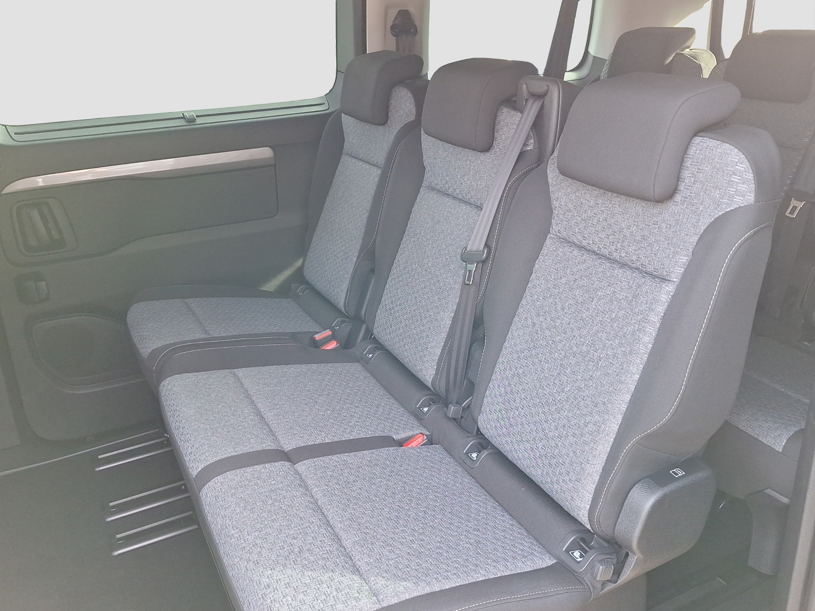 CITROEN Spacetourer M 2.2 BlueHDi 180 You S/S-image-9