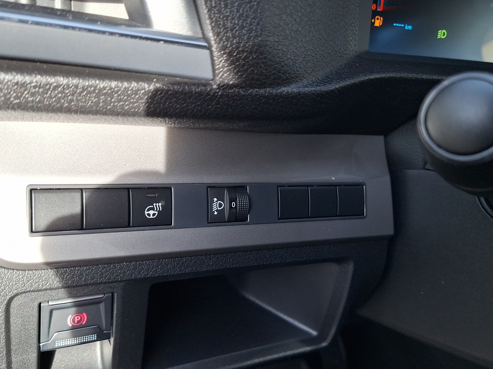 CITROEN Spacetourer M 2.2 BlueHDi 180 You S/S-image-17