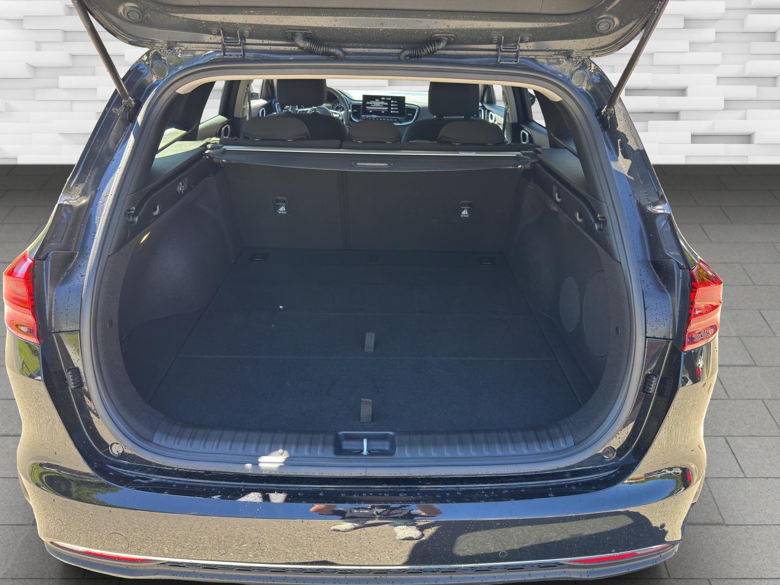 KIA Ceed SW 1.5 T-GDi Power-image-6