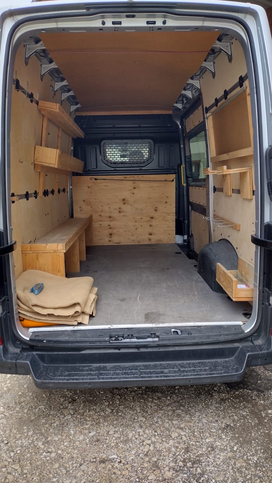VW 2.0 TDI 102 Entry-image-1