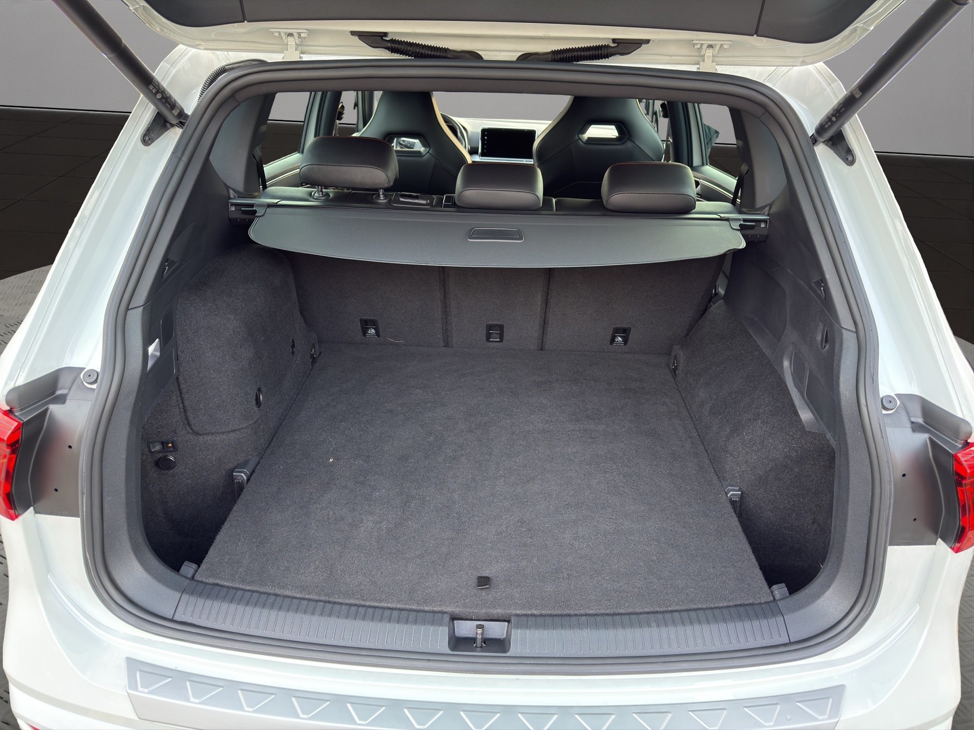 SEAT Tarraco 1.4 e-HYBRID DSG Hola FR-image-8
