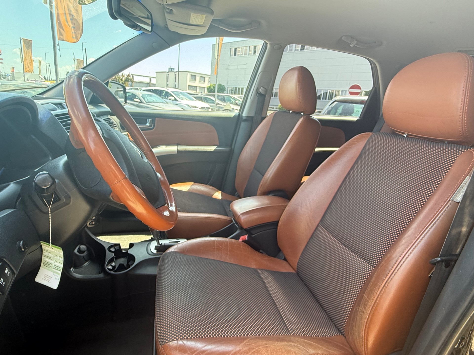 KIA Sportage 2.7 V6 Style-image-10