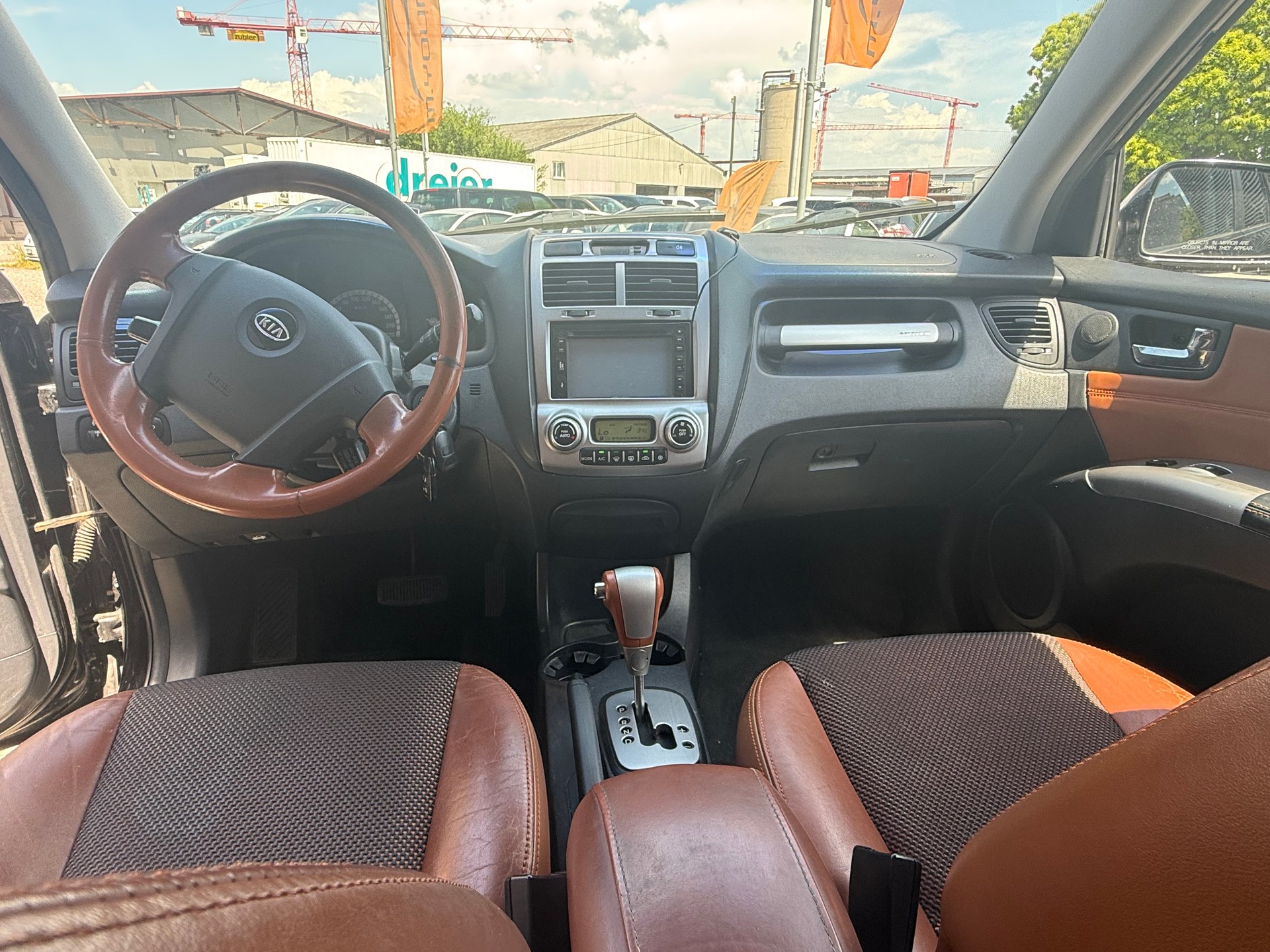 KIA Sportage 2.7 V6 Style-image-9