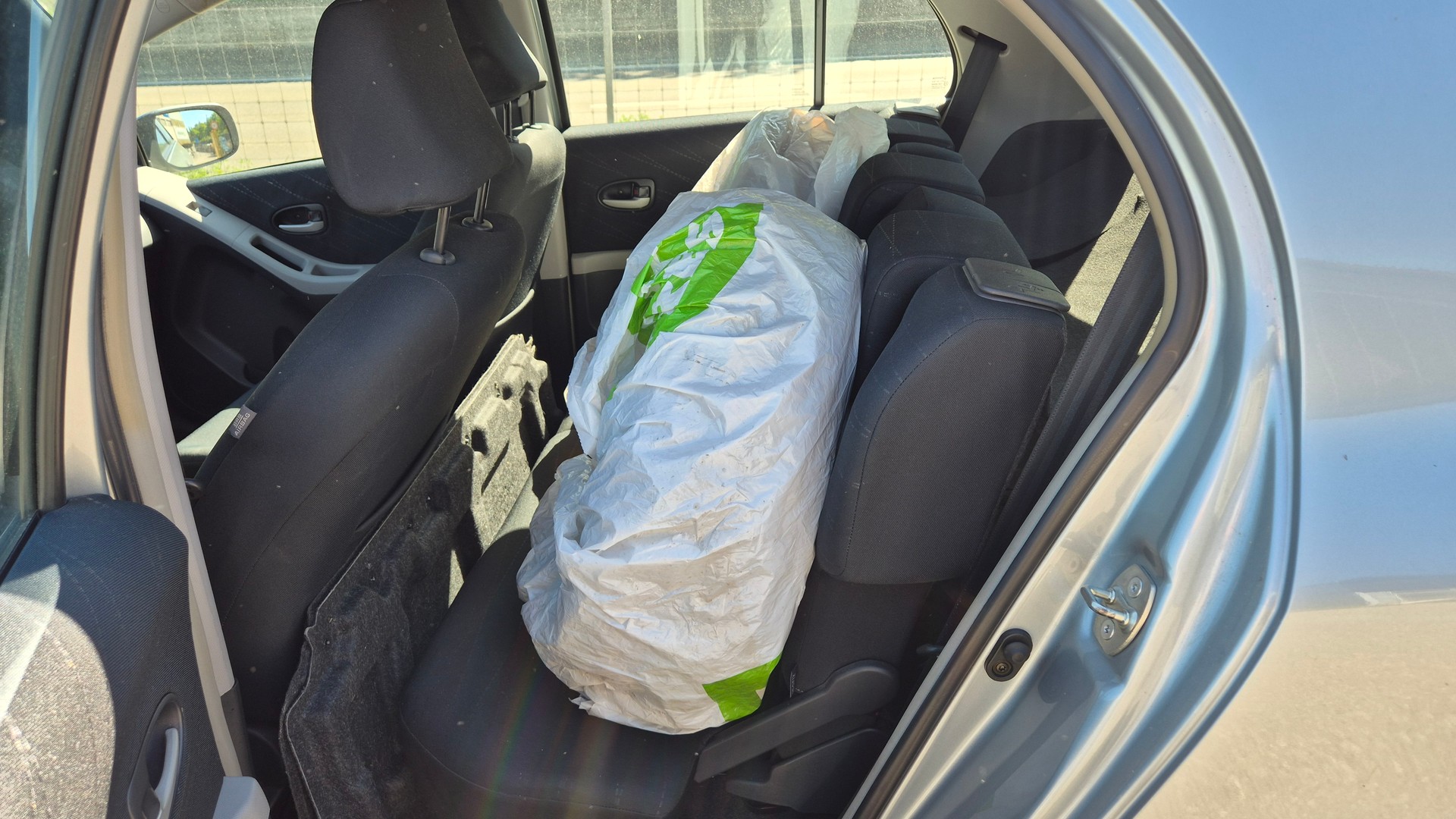 TOYOTA Yaris 1.3 Linea Luna-image-8
