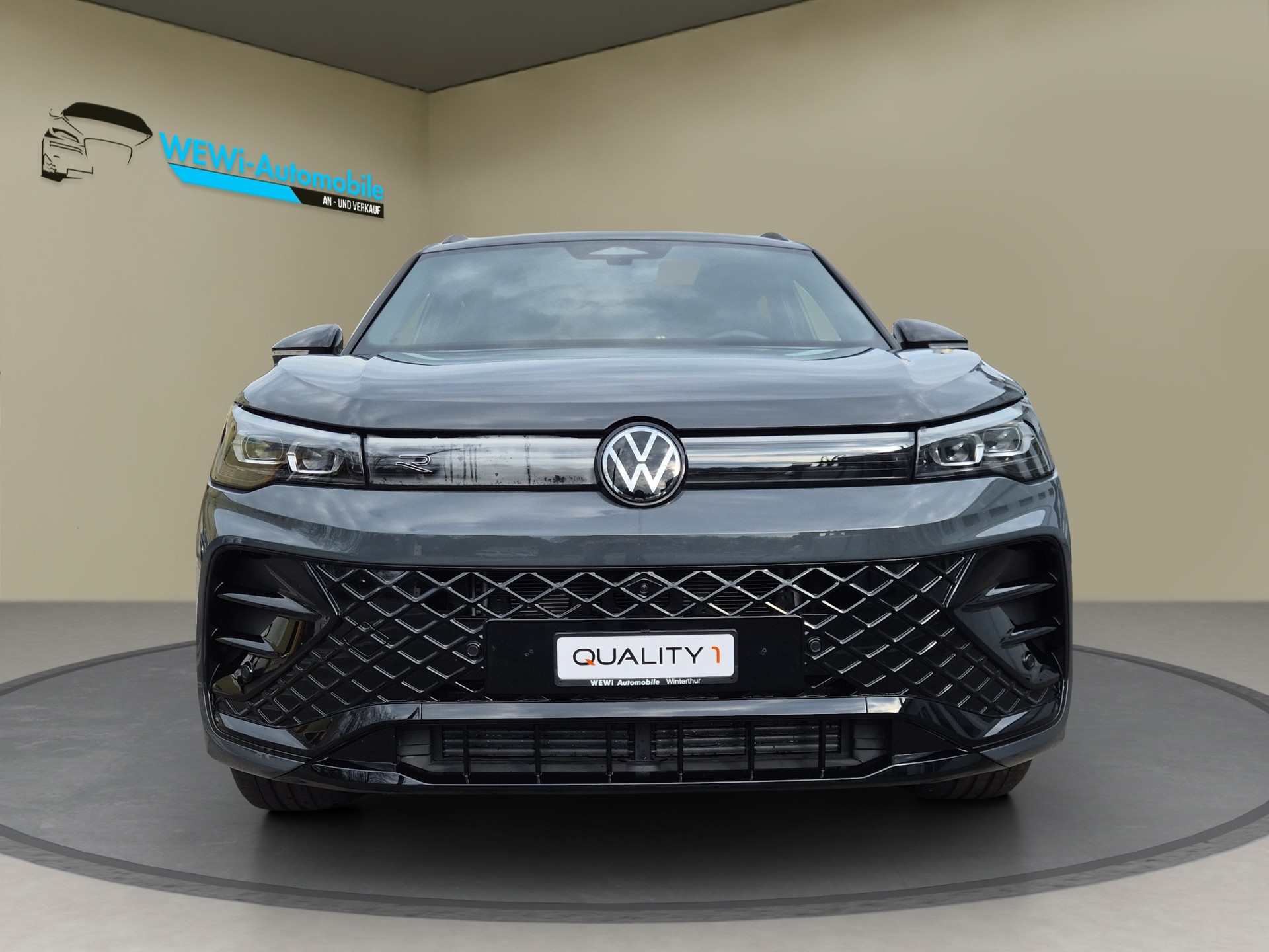 VW Tiguan 2.0 TSI DSG R-Line 4Motion-image-7