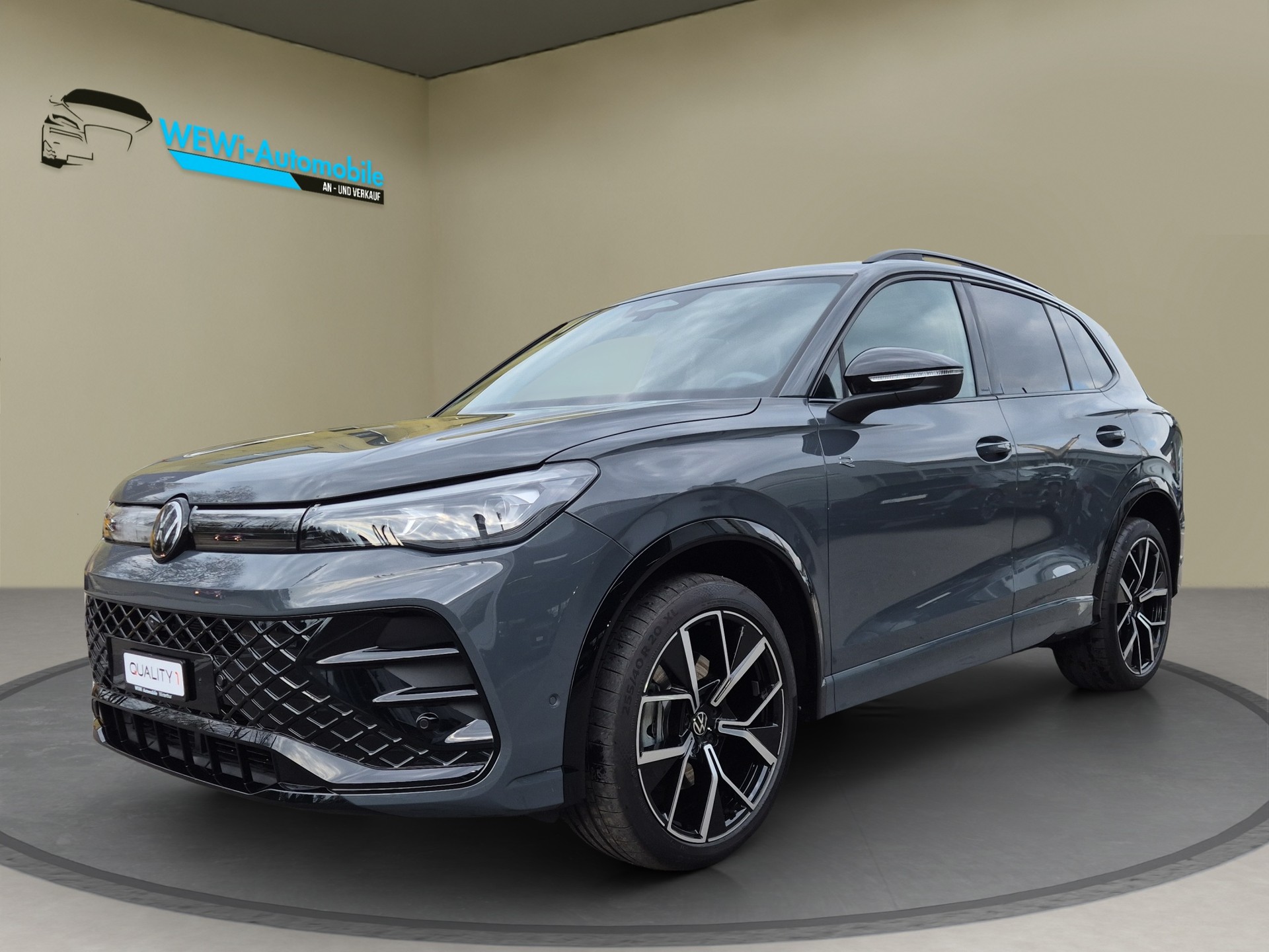 VW Tiguan 2.0 TSI DSG R-Line 4Motion