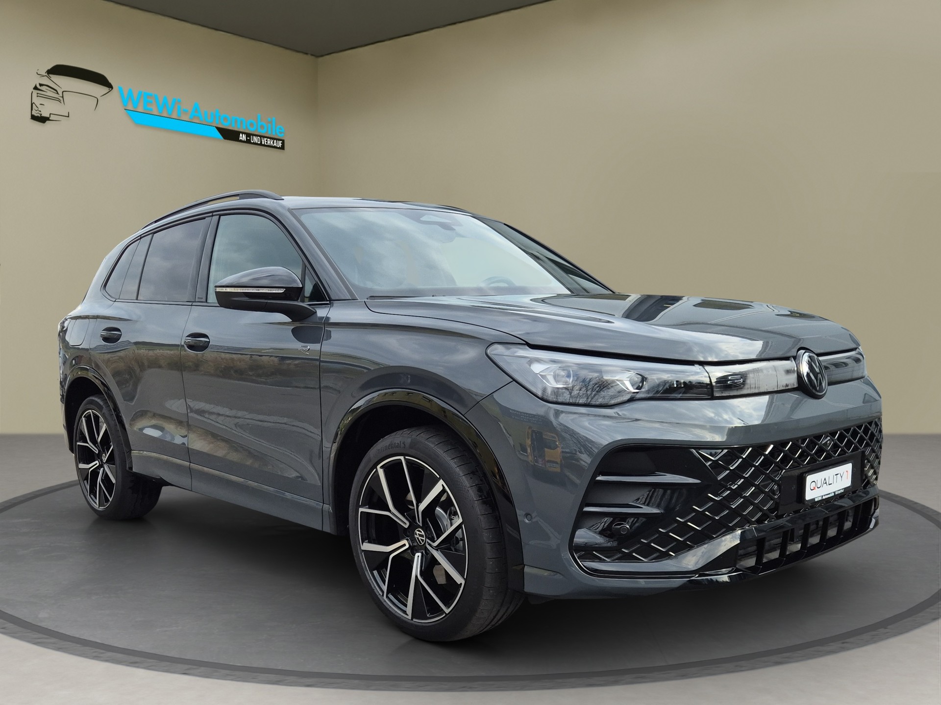 VW Tiguan 2.0 TSI DSG R-Line 4Motion-image-6