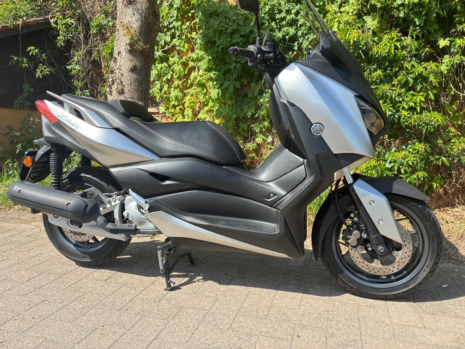 YAMAHA X-MaxYP 125 R ABS-image-0