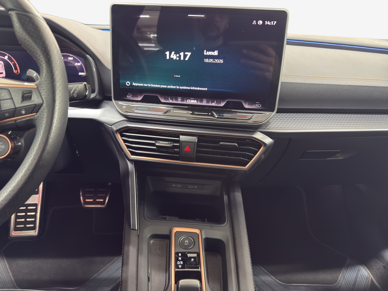 CUPRA Formentor 1.5 e-HYBRID pHEV DSG-image-10