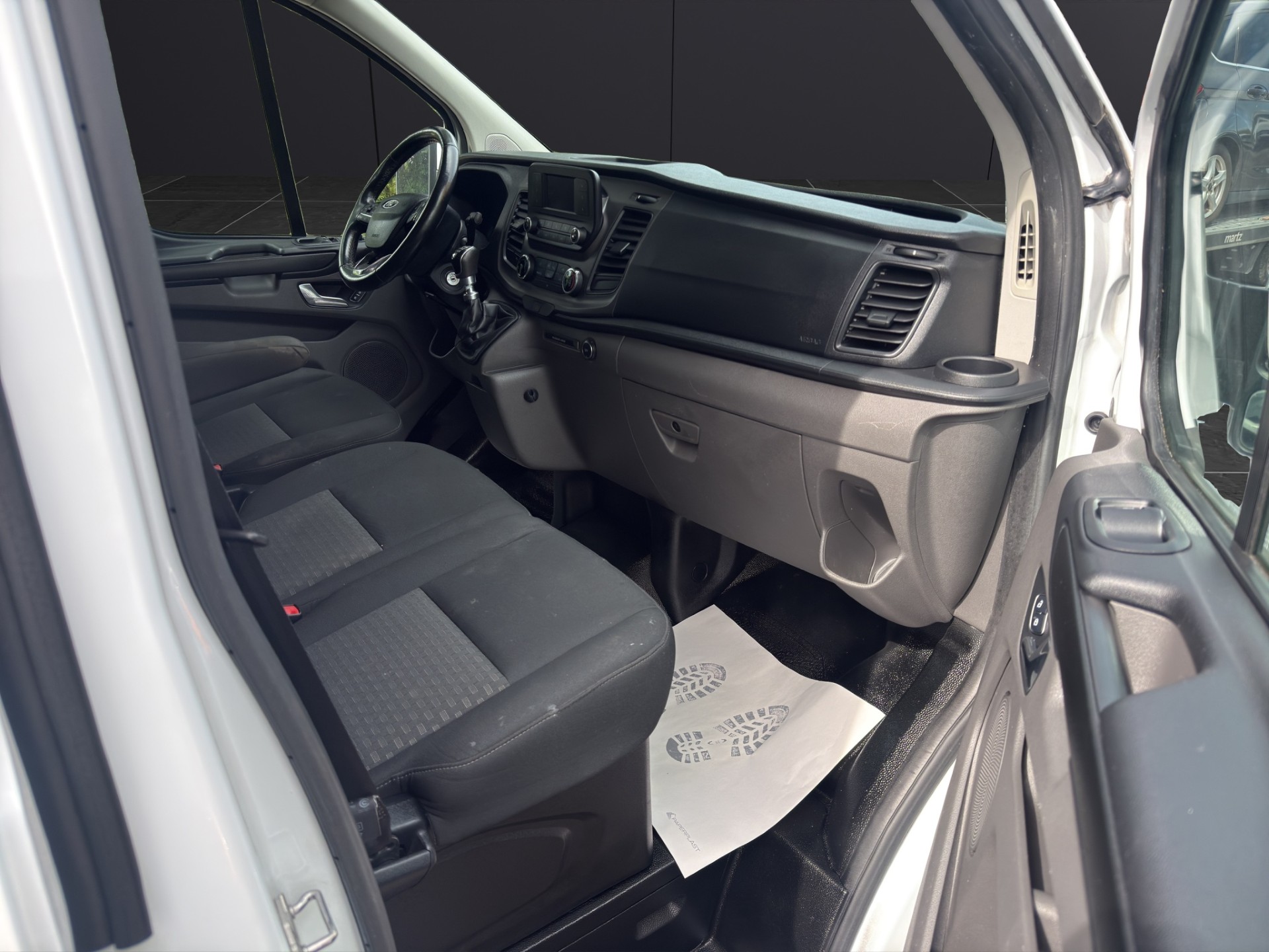 FORD Transit Custom Van 320 L1H1 Trend-image-9