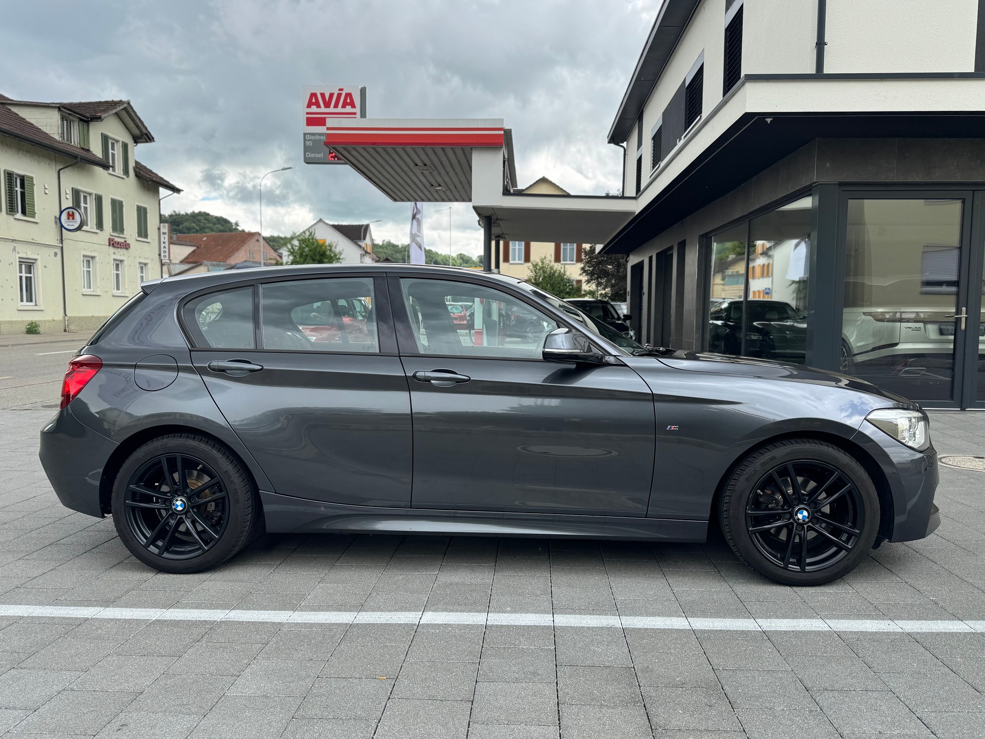 BMW 116i M Sport Line Steptronic Atomat-image-5