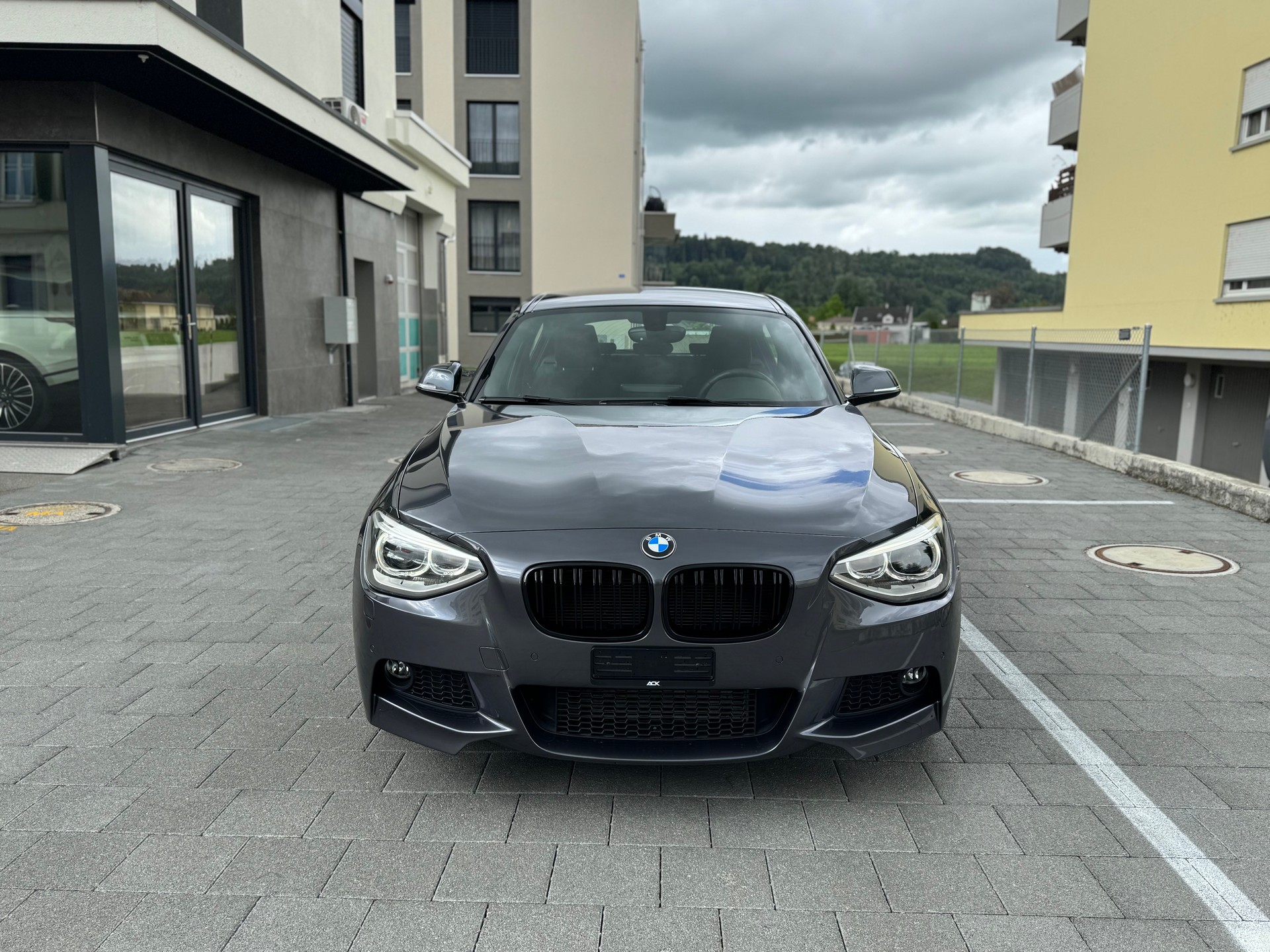 BMW 116i M Sport Line Steptronic Atomat-image-7
