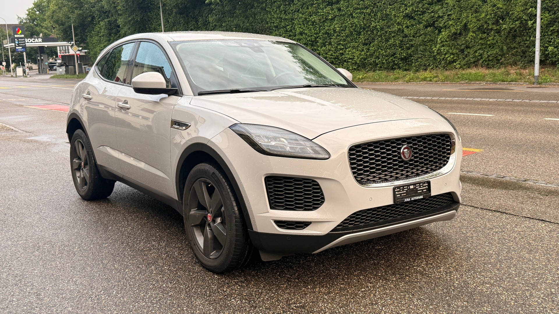 JAGUAR E-Pace 2.0d D150 AWD Automatik-showroom-element-2