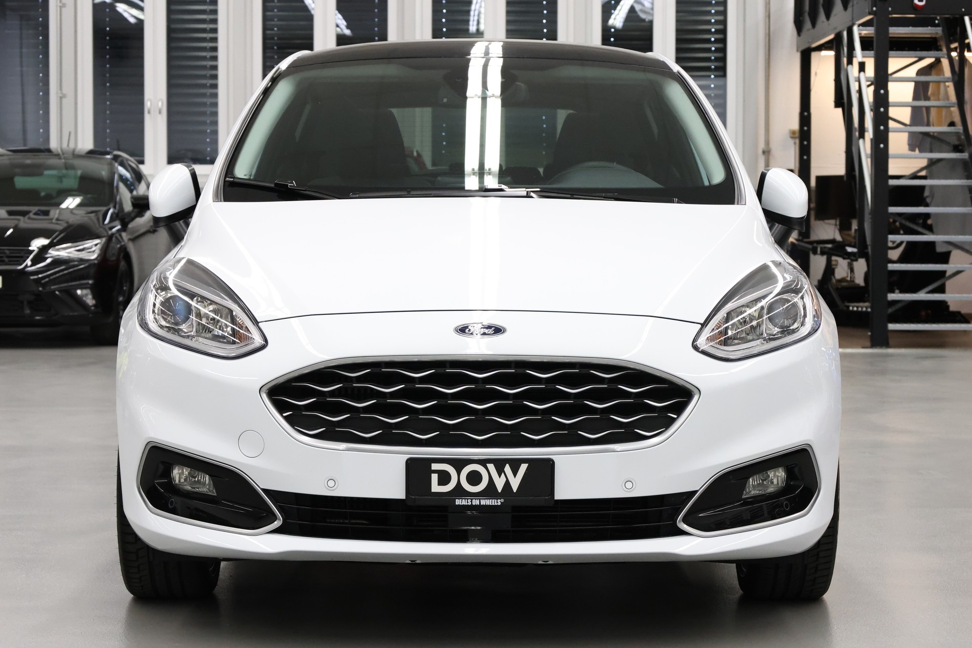 FORD Fiesta 1.0 EcoB Vignale-showroom-element-3