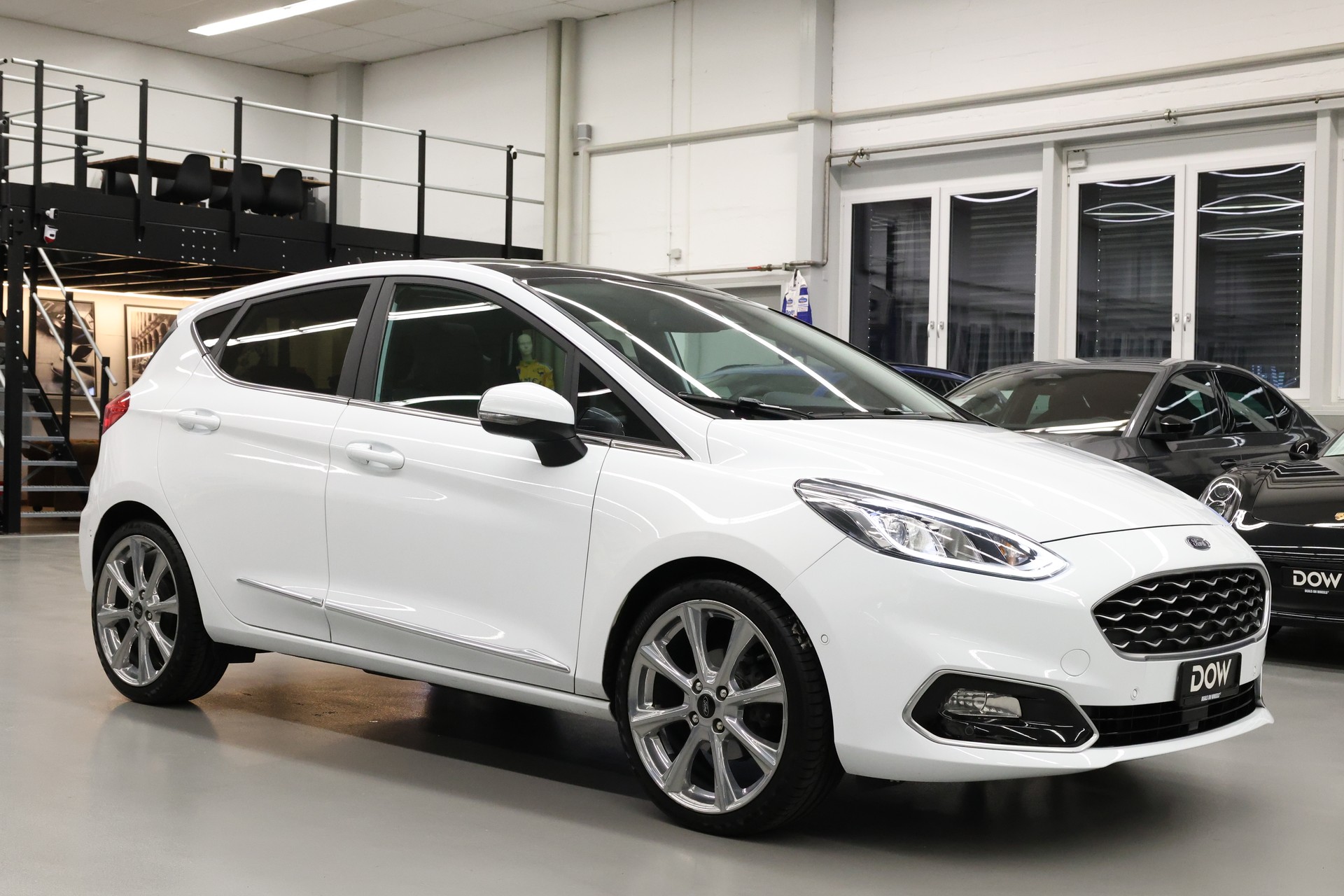 FORD Fiesta 1.0 EcoB Vignale-showroom-element-2