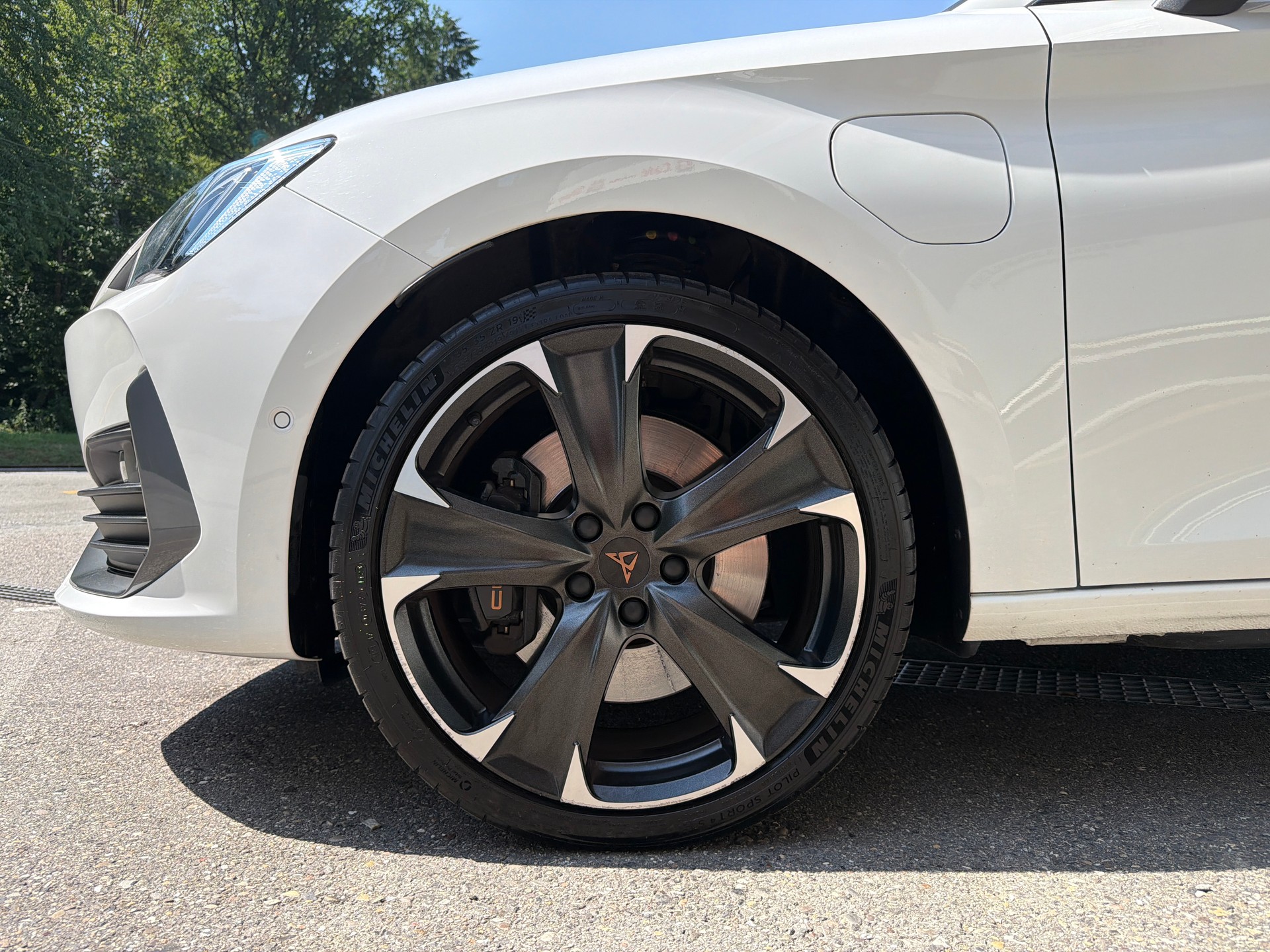CUPRA LEON ST 1.4 e-HYBRID pHEV DSG-showroom-element-2