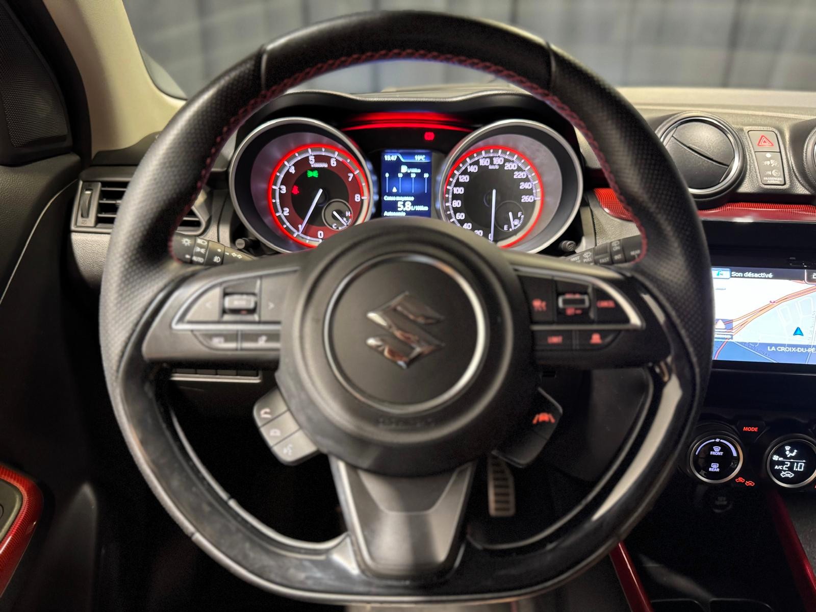 SUZUKI Swift Sport 1.4i 16V Compact Top Hybrid-image-8
