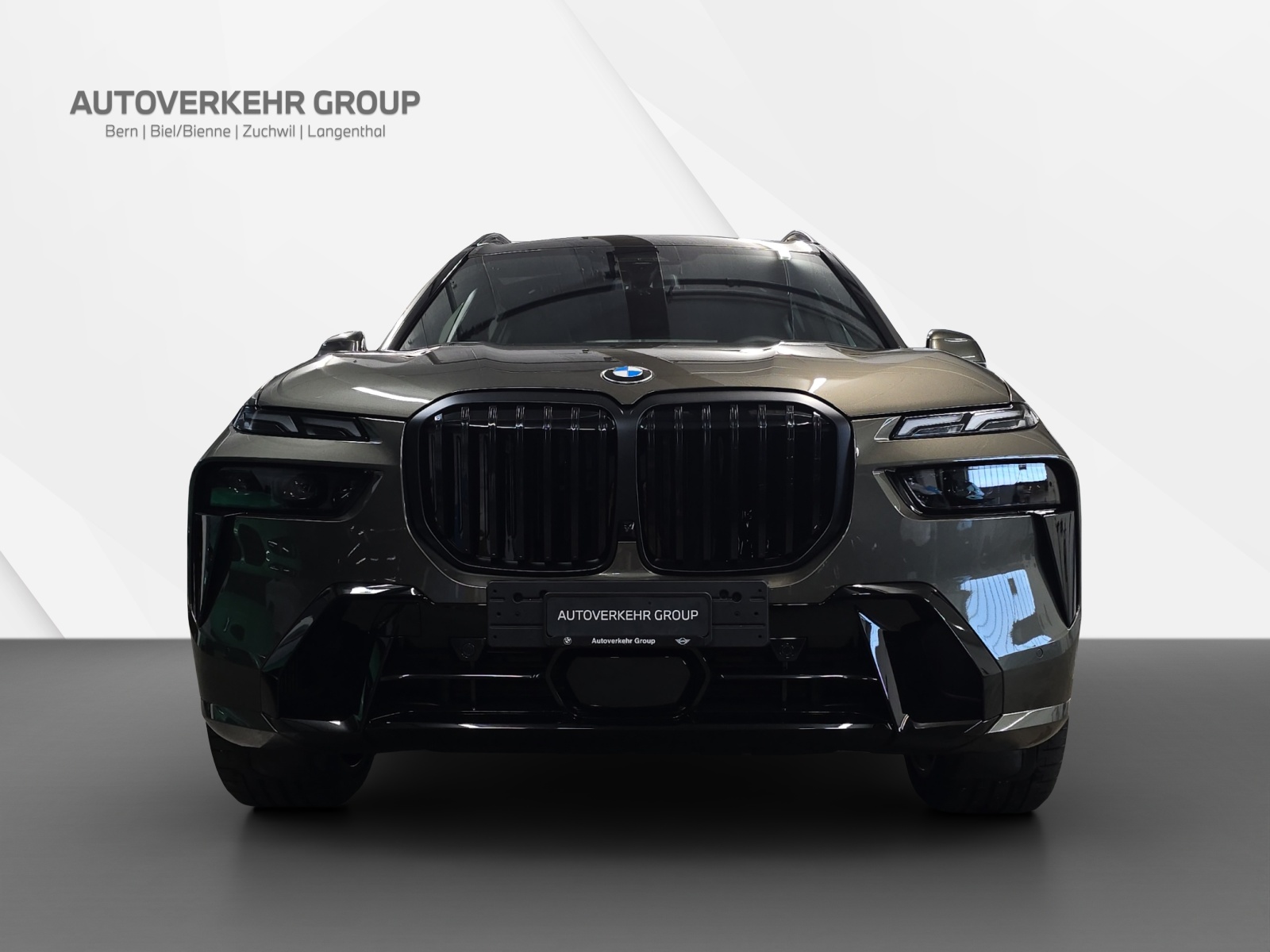 BMW X7 xDrive 48V 40d M Sport Pro Steptronic-showroom-element-1