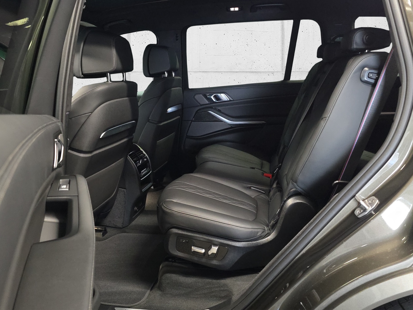 BMW X7 xDrive 48V 40d M Sport Pro Steptronic-image-18