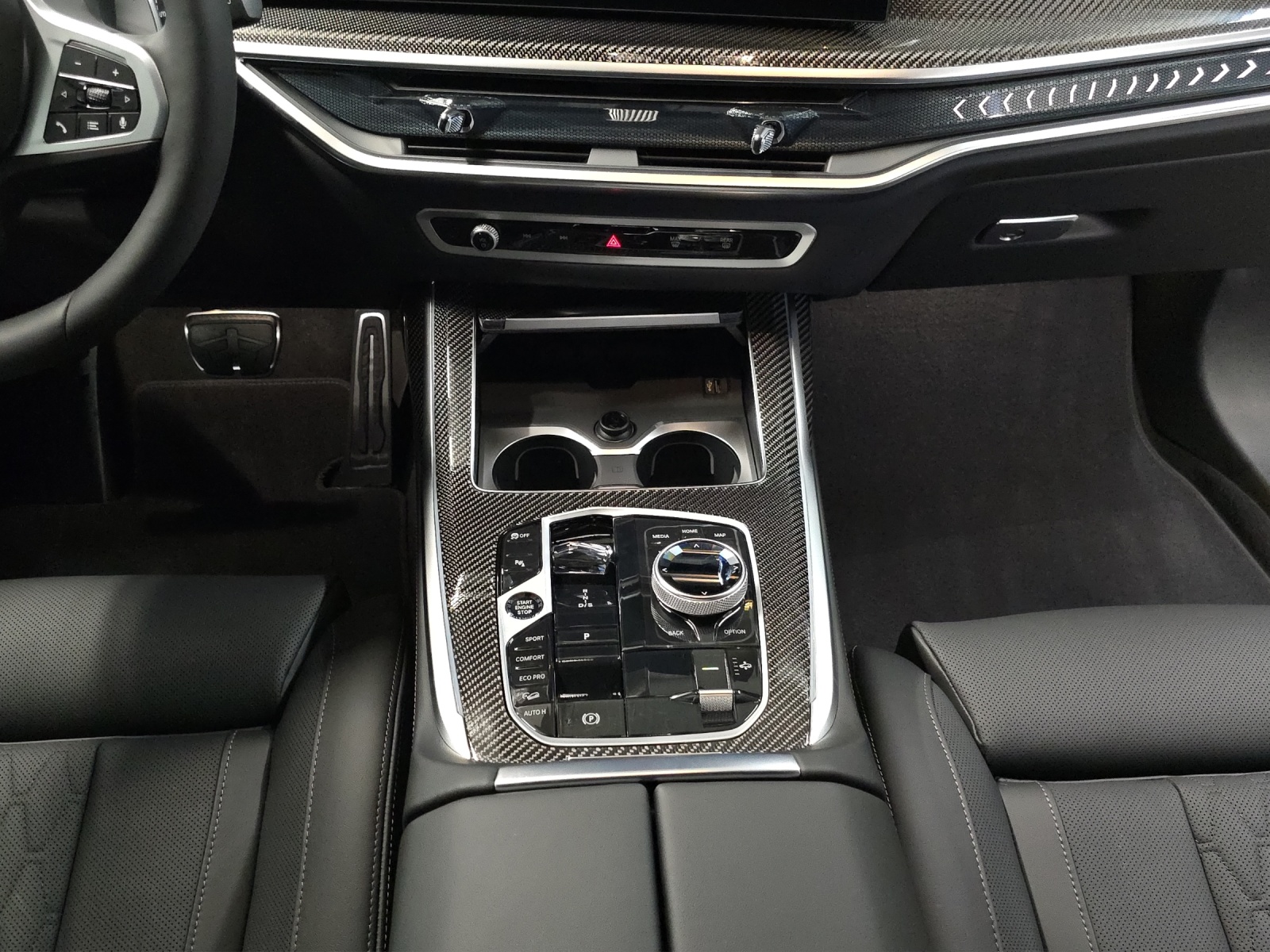 BMW X7 xDrive 48V 40d M Sport Pro Steptronic-image-16