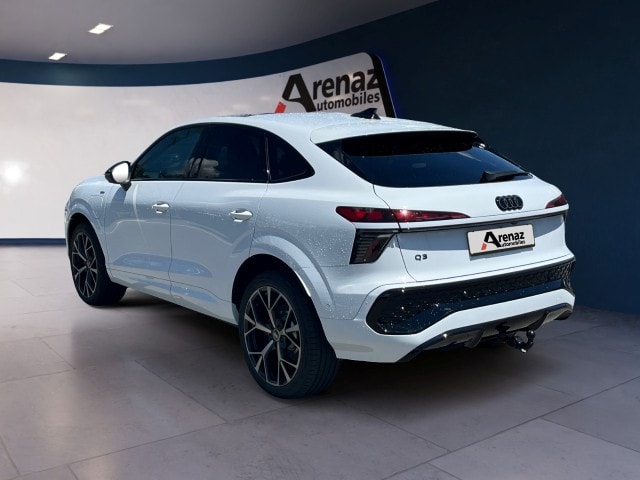 AUDI Q3 Sportback e-hybrid 200 kW S tronig-showroom-element-2