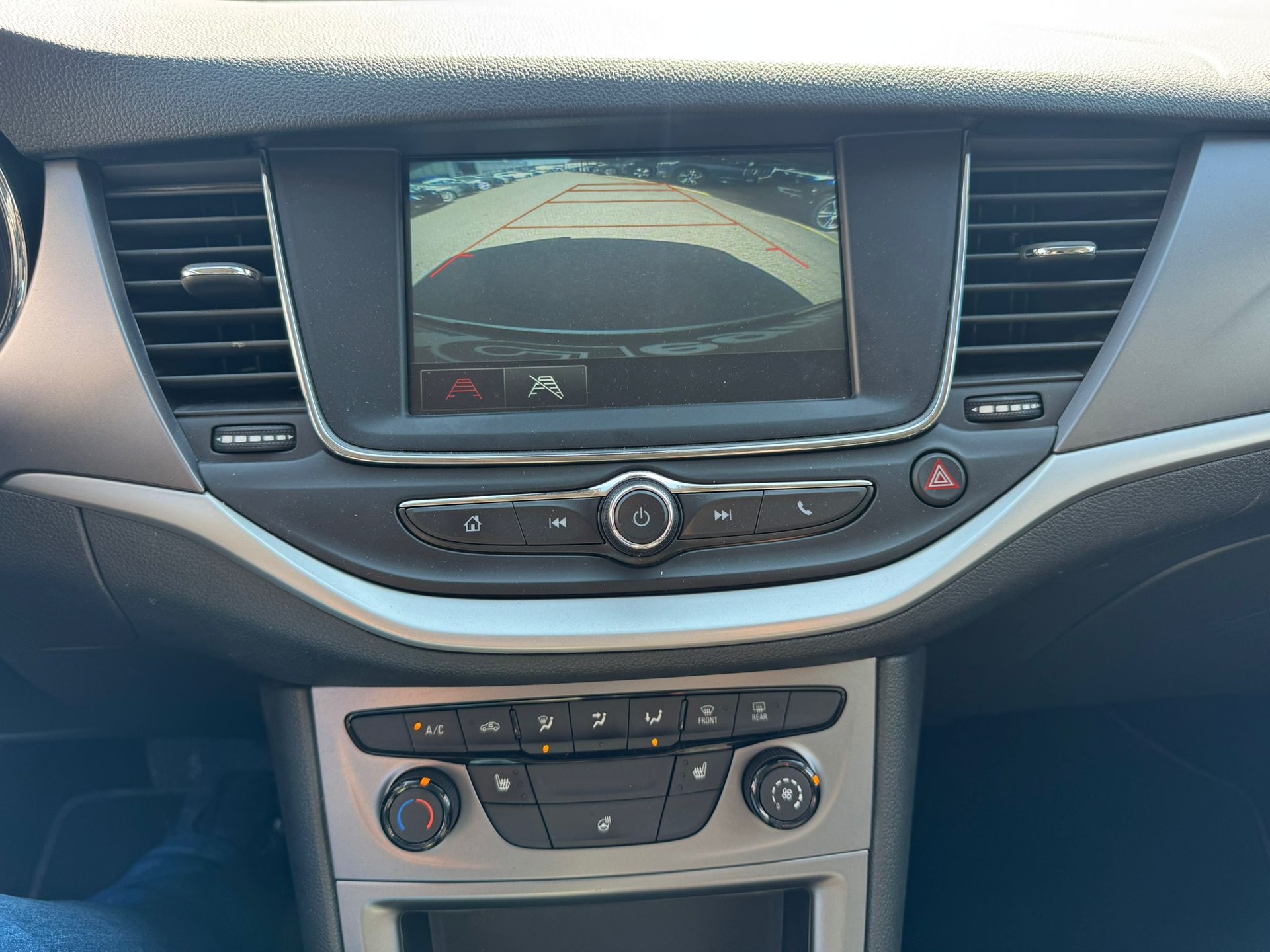 OPEL Astra 1.5 CDTi Edition-image-11
