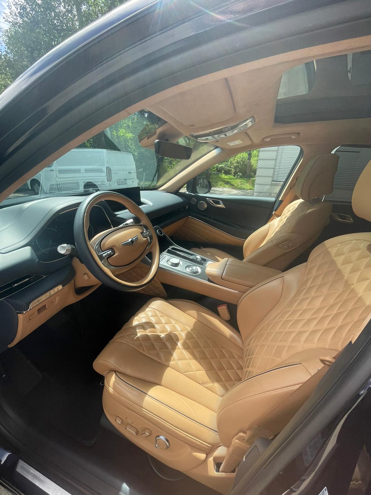 GENESIS GV80 3.0 CRDI Luxus 5 Seater AT8 AWD-image-8