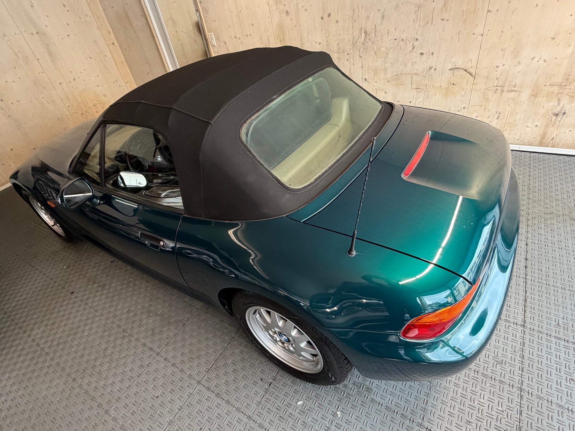BMW Z3 1.9i Roadster-image-14