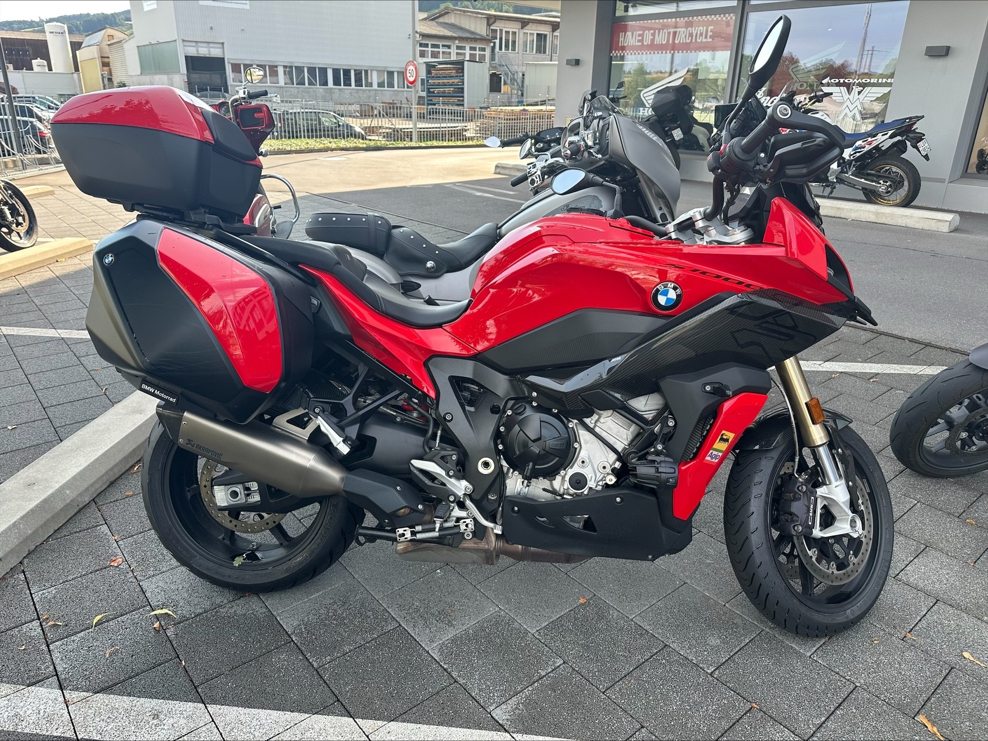 BMW S 1000 XR ABS-image-1