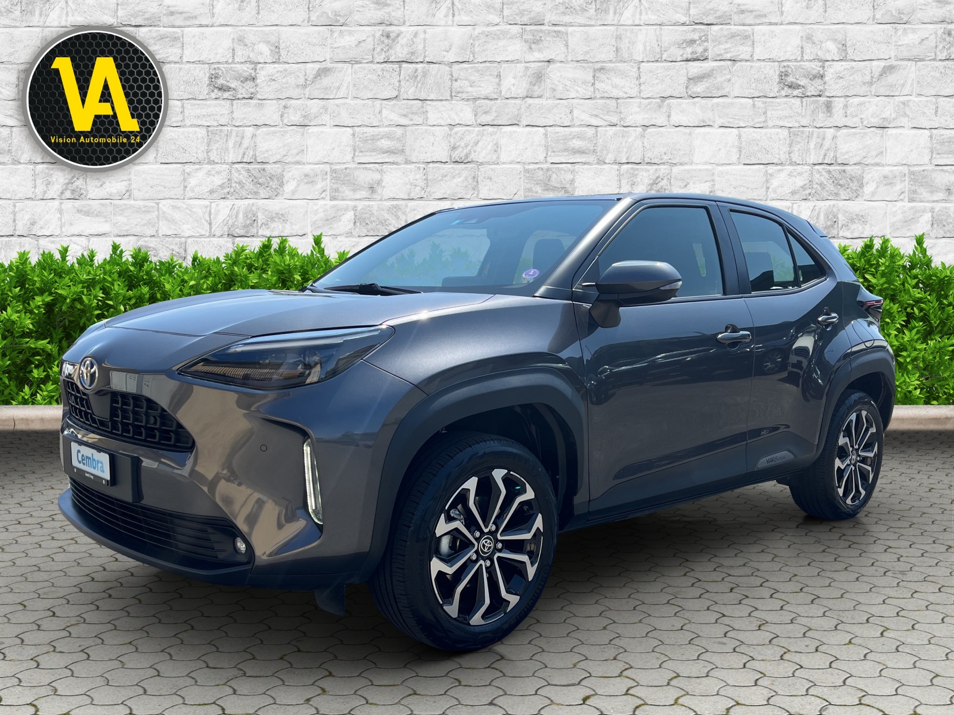 TOYOTA Yaris Cross 1.5 Trend e-CVT AWDi-showroom-element-1