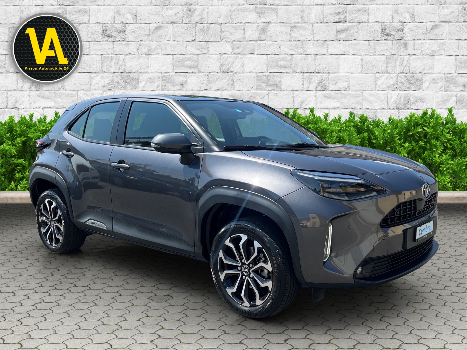 TOYOTA Yaris Cross 1.5 Trend e-CVT AWDi-showroom-element-3