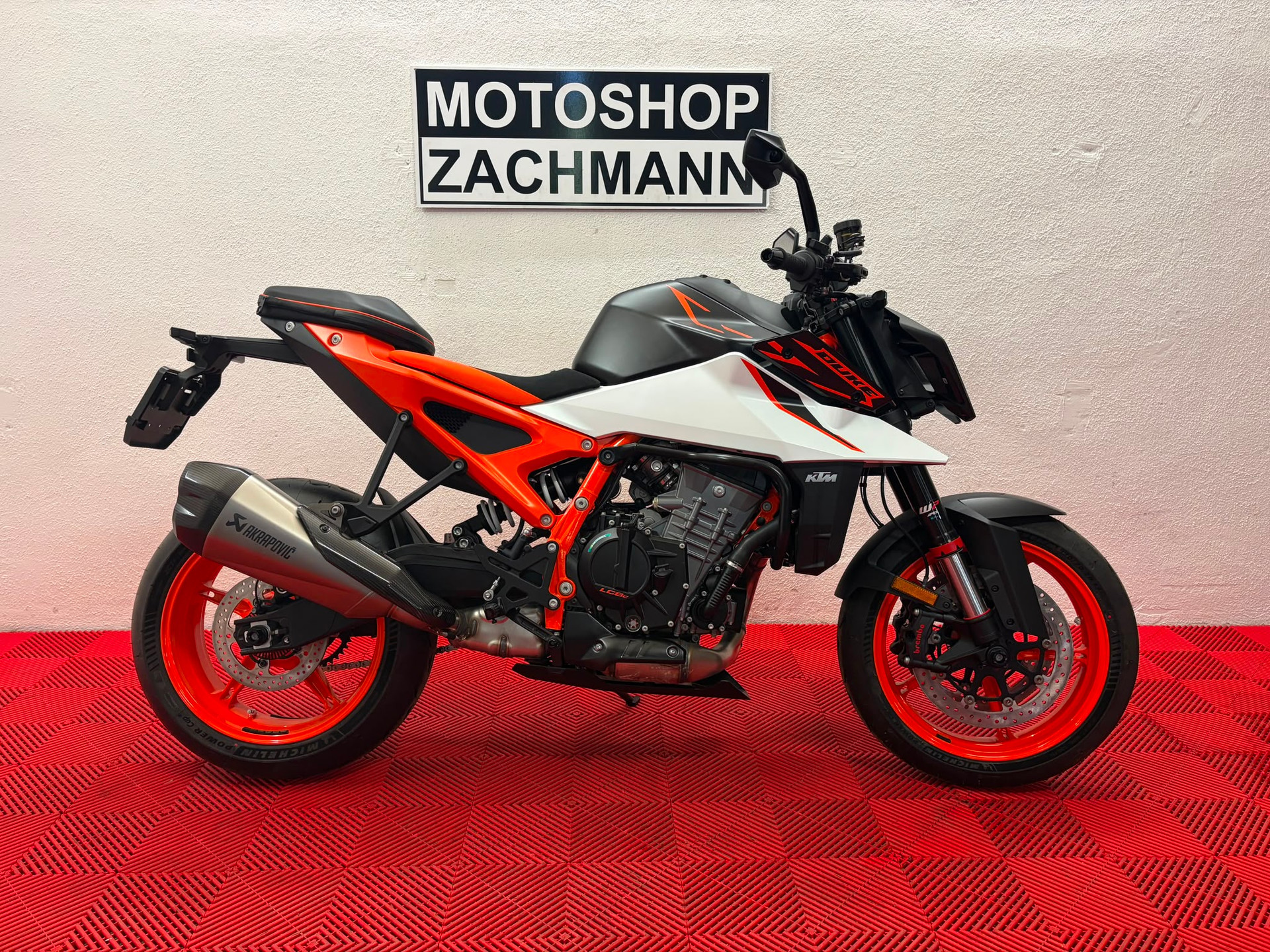 KTM 990 Duke R-image-0
