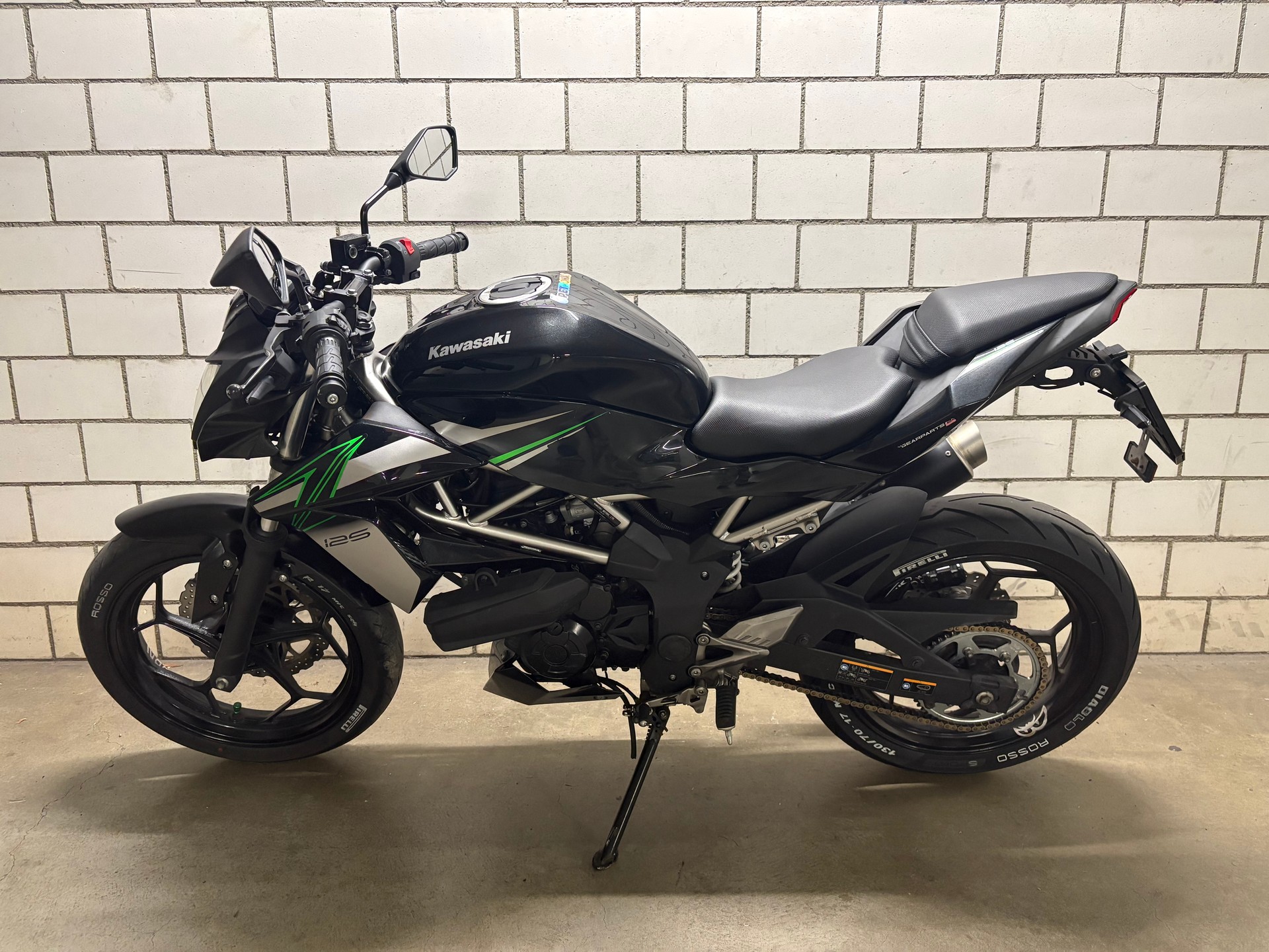 KAWASAKI Z 125-image-3