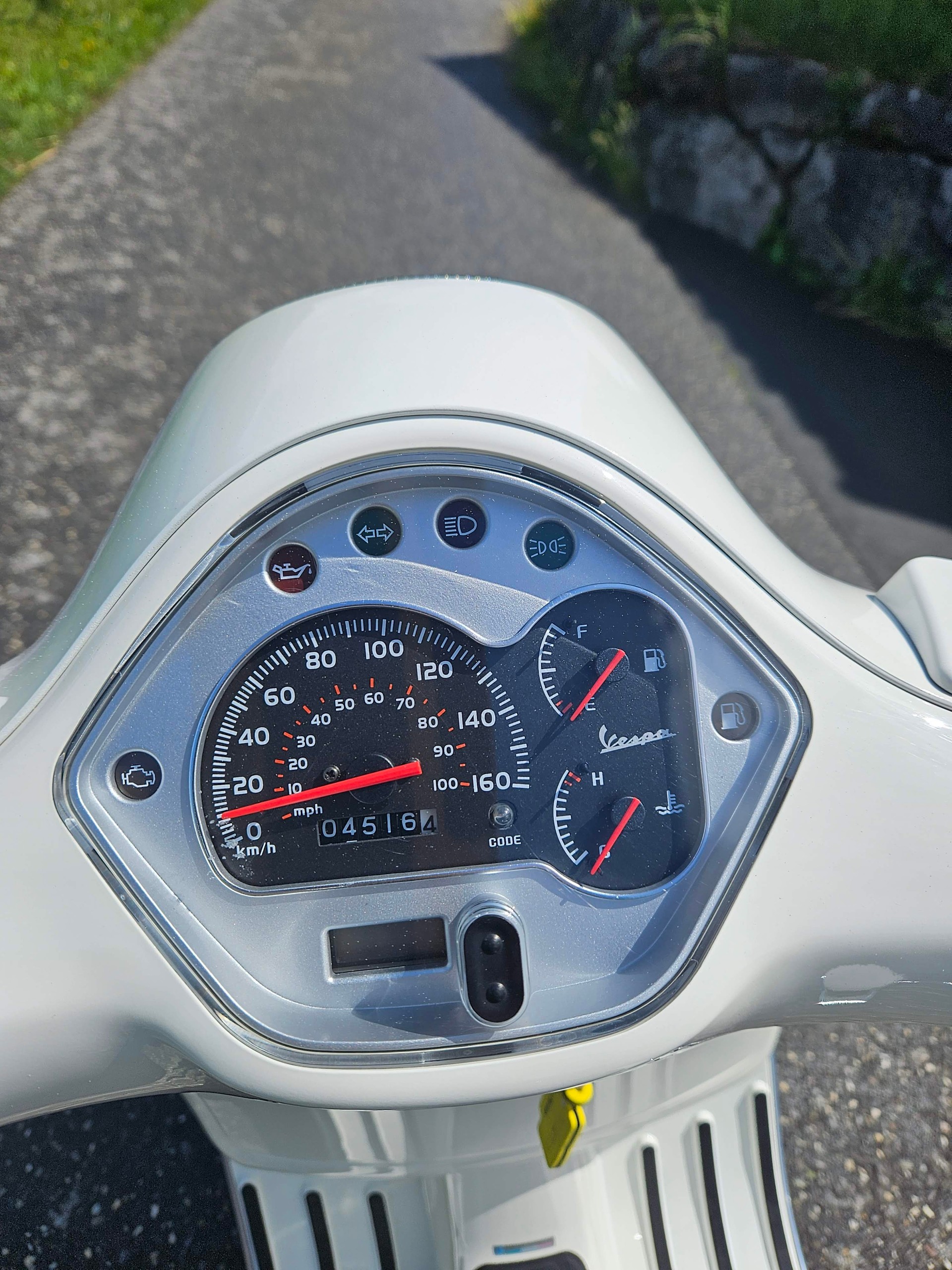 PIAGGIO Vespa GTS Super 125 i.e.-image-4