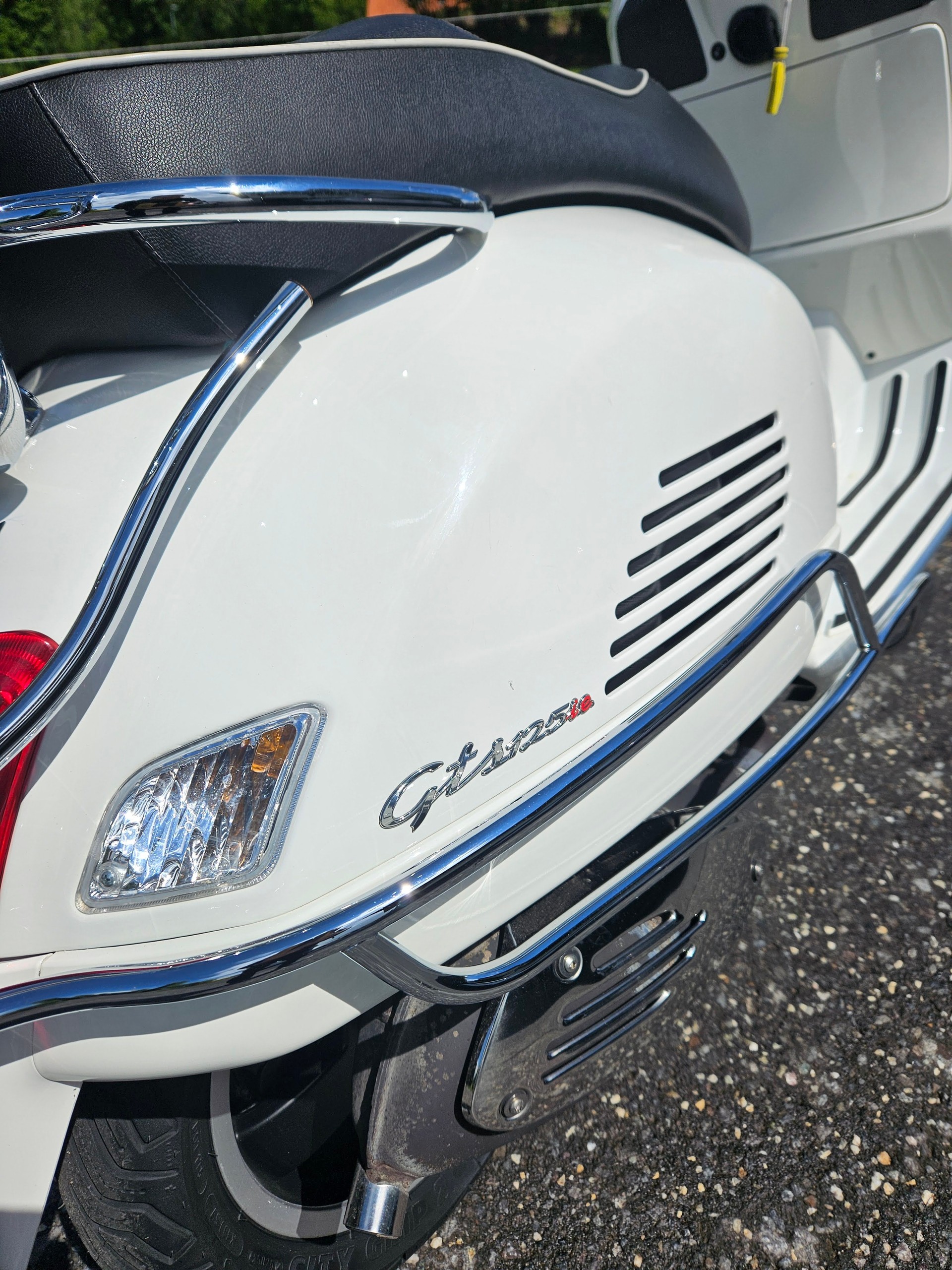 PIAGGIO Vespa GTS Super 125 i.e.-image-6