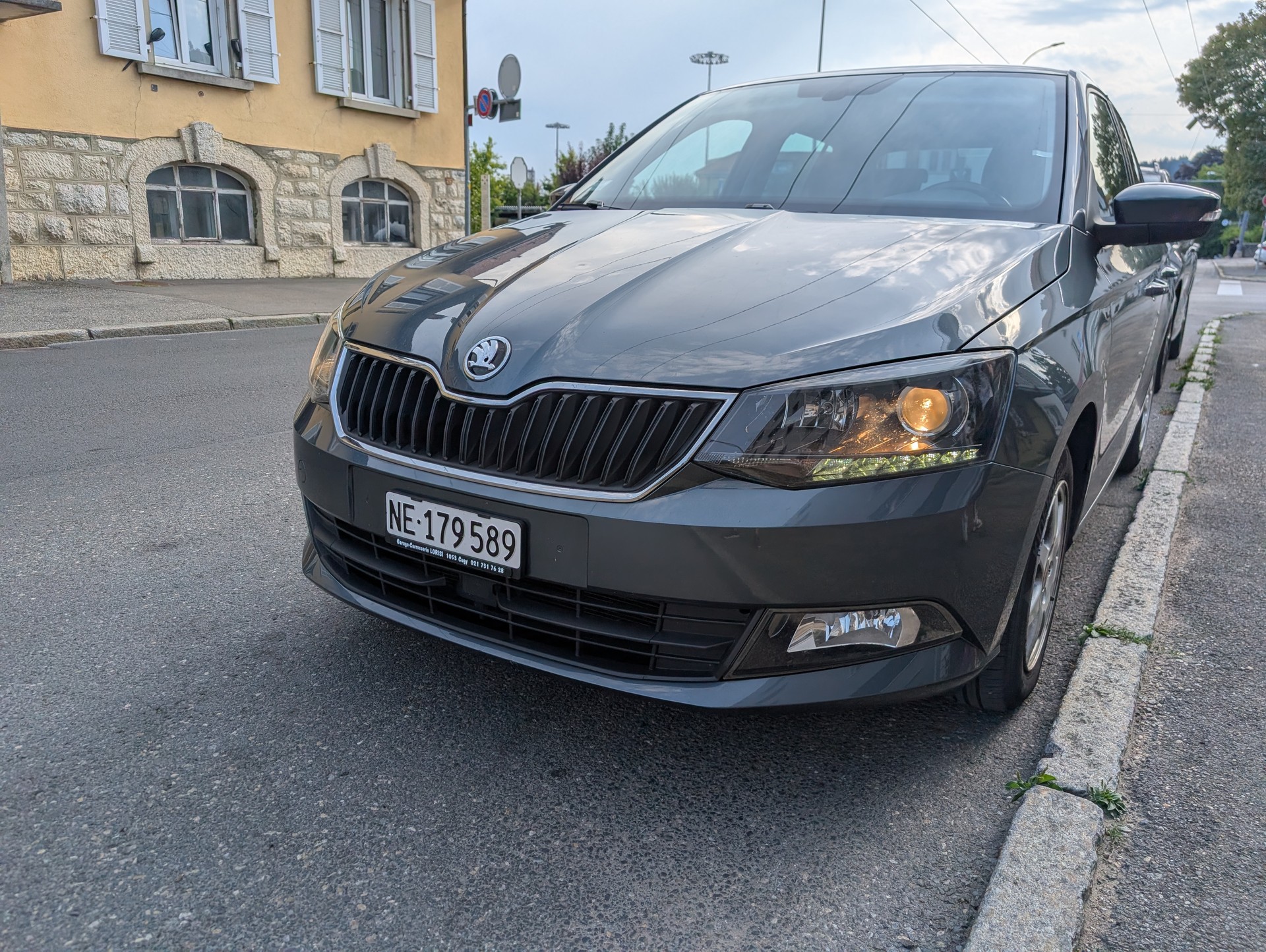 SKODA FABIA 1.2 TSI Ambition-image-3
