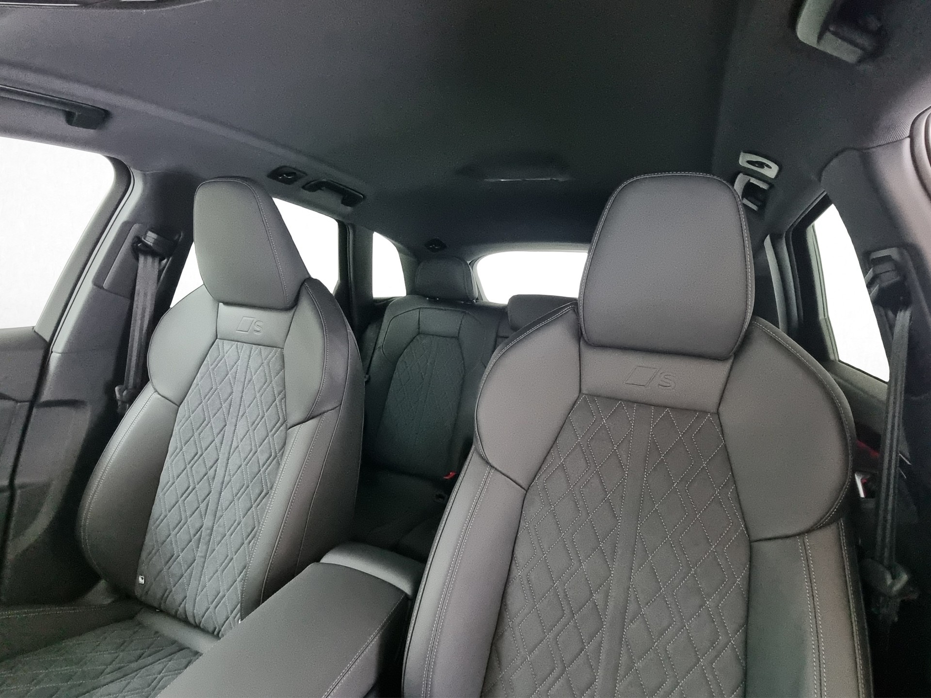 AUDI SQ5 TFSI quattro S-tronic-image-12