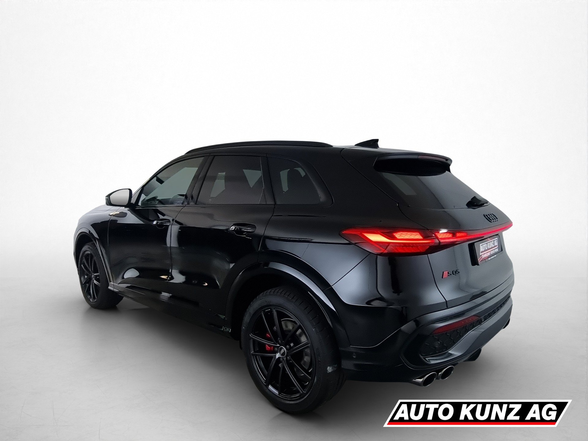 AUDI SQ5 TFSI quattro S-tronic-showroom-element-3