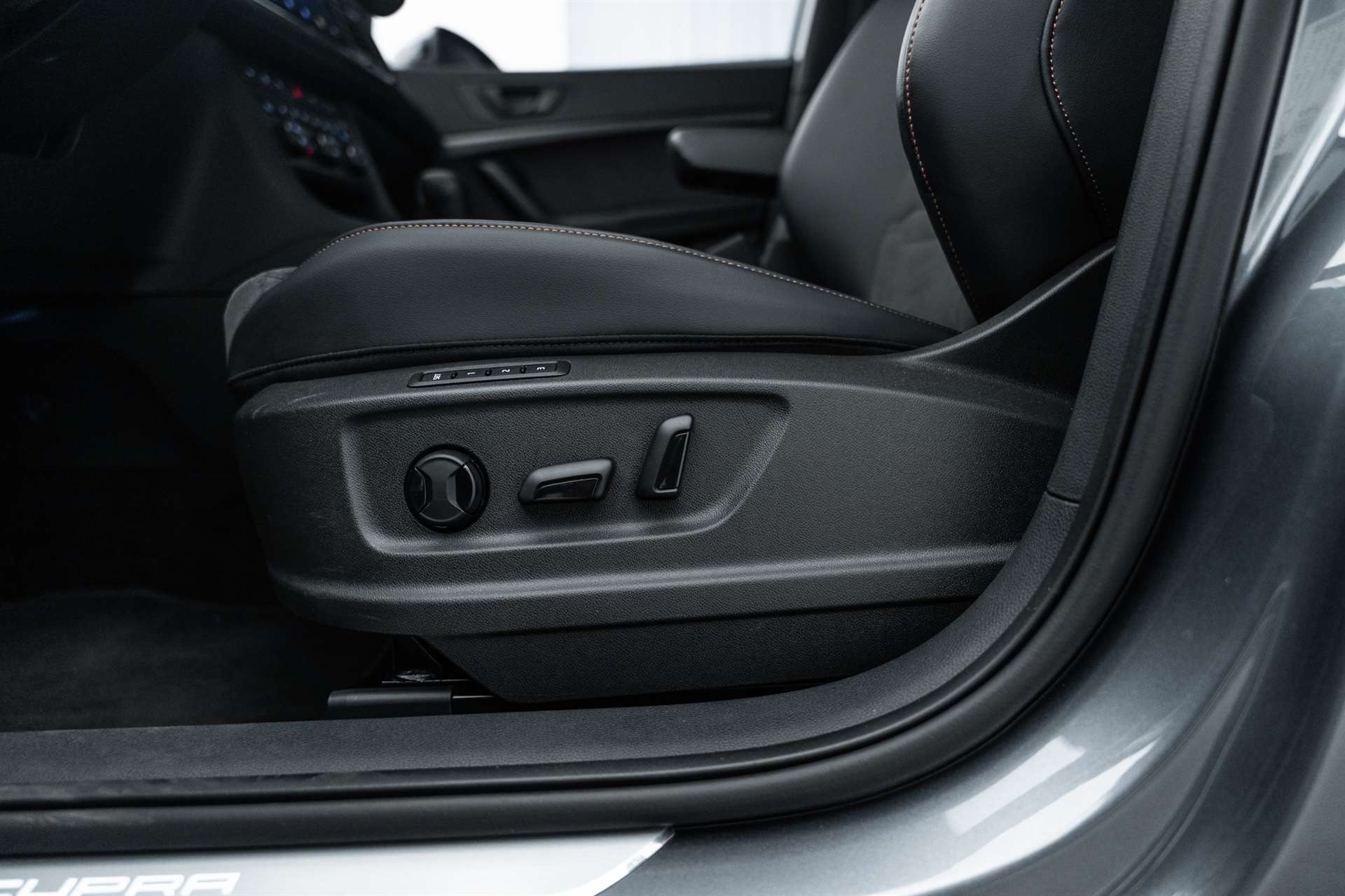 CUPRA CUPRA Ateca 2.0TSI VZ 4Drive DSG-image-14