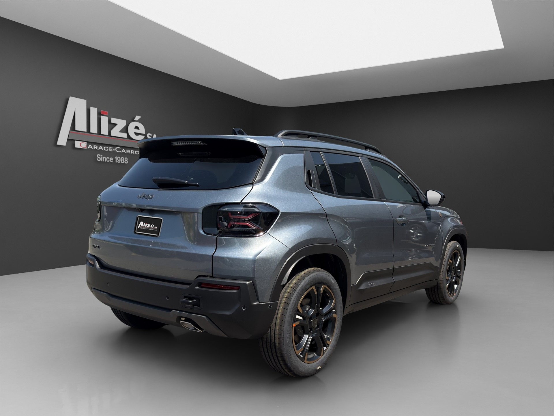 JEEP Avenger 1.2 Turbo 4xe 85th Anniversary-image-6