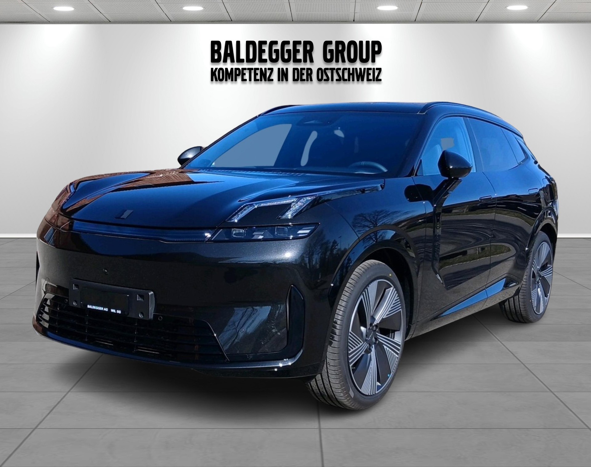 LYNK & CO 08