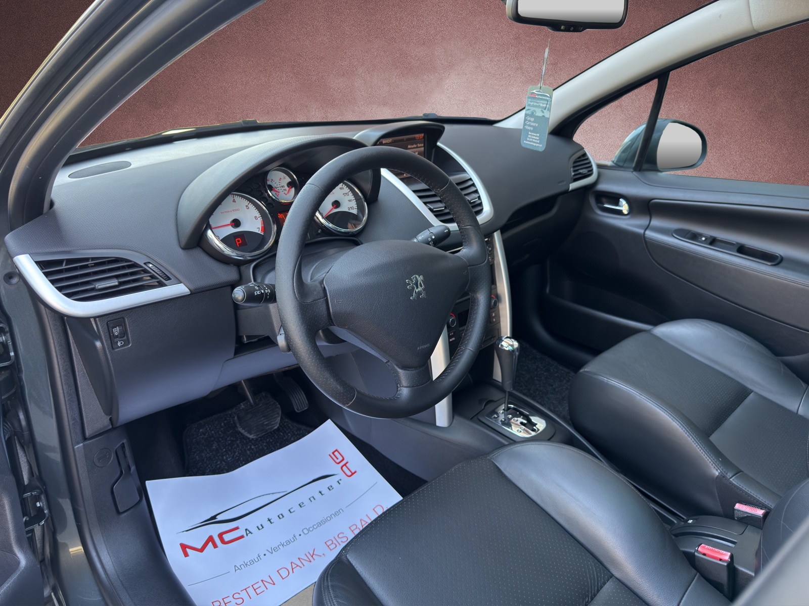 PEUGEOT 207 SW 1.6 16V Sport Automatic-image-6