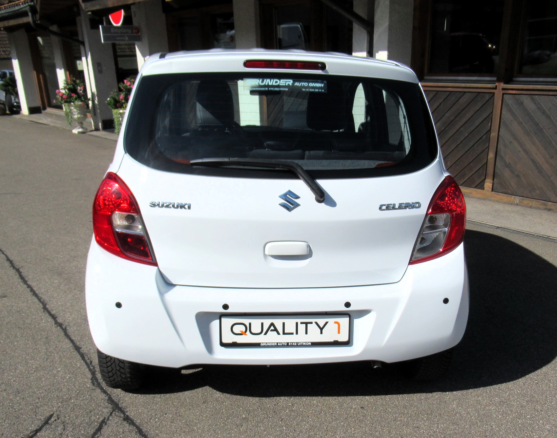 SUZUKI Celerio 1.0 Compact Top-showroom-element-3